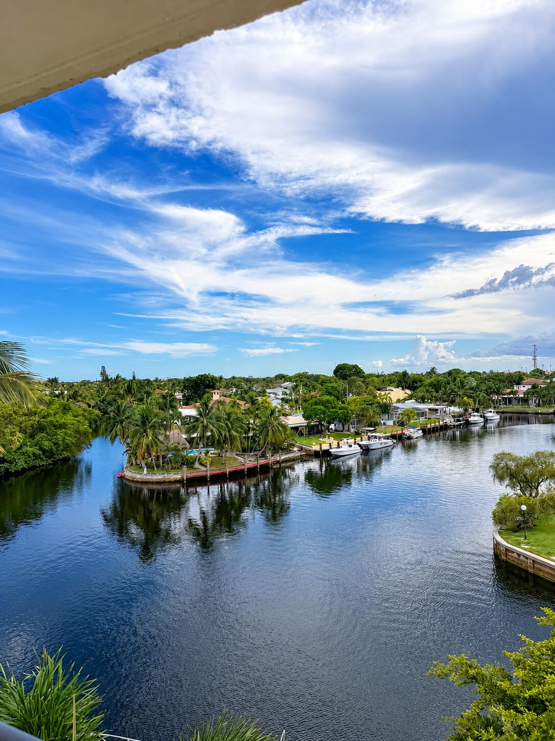 Foto de propiedad en 7 Royal Palm Way 505, Boca Raton, FL 33432 Boca Raton con MLS# 