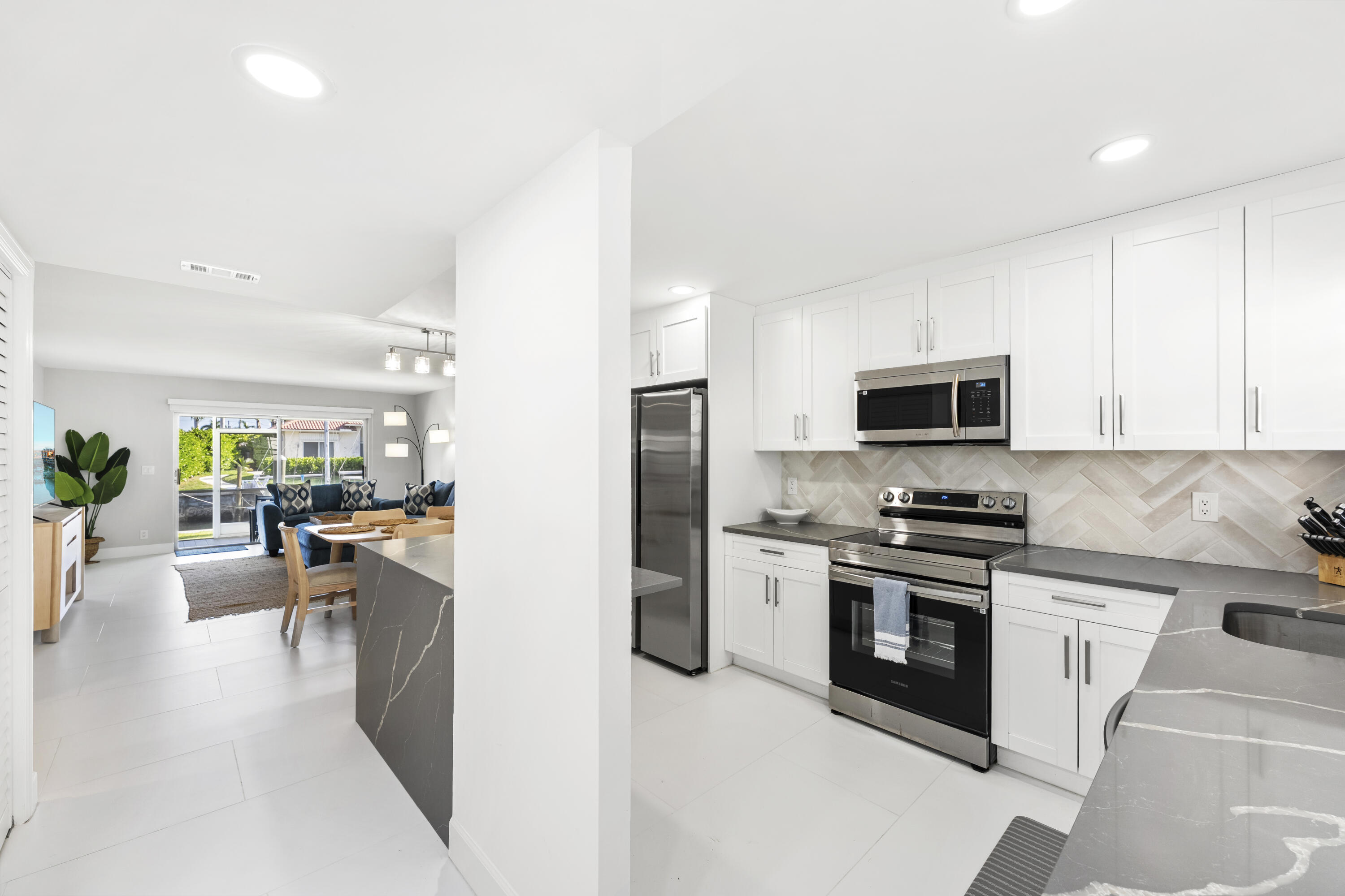 En Renta 1030 SUGAR SANDS Boulevard 167, Singer Island, FL 33404, Singer Island, FL 33404