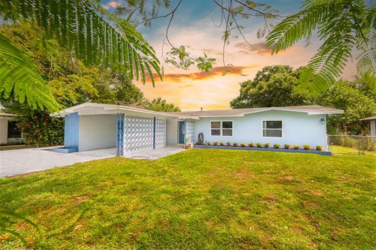 En Venta 2120 CORTEZ Boulevard, Fort Pierce, FL 34982, Fort Pierce, FL 34982