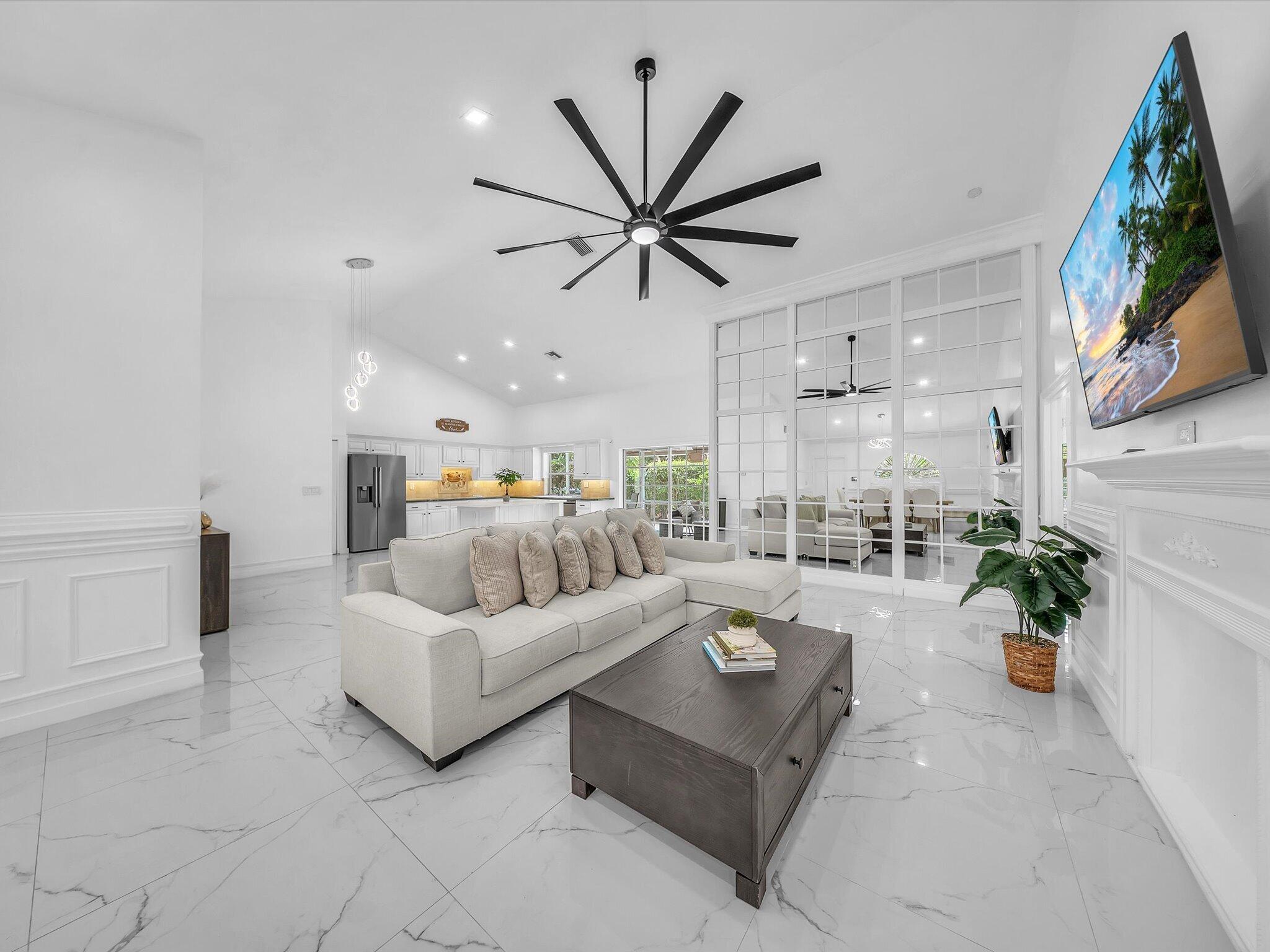 Foto de propiedad en 2065 NW 127TH Terrace, Coral Springs, FL 33071 Coral Springs con MLS# 