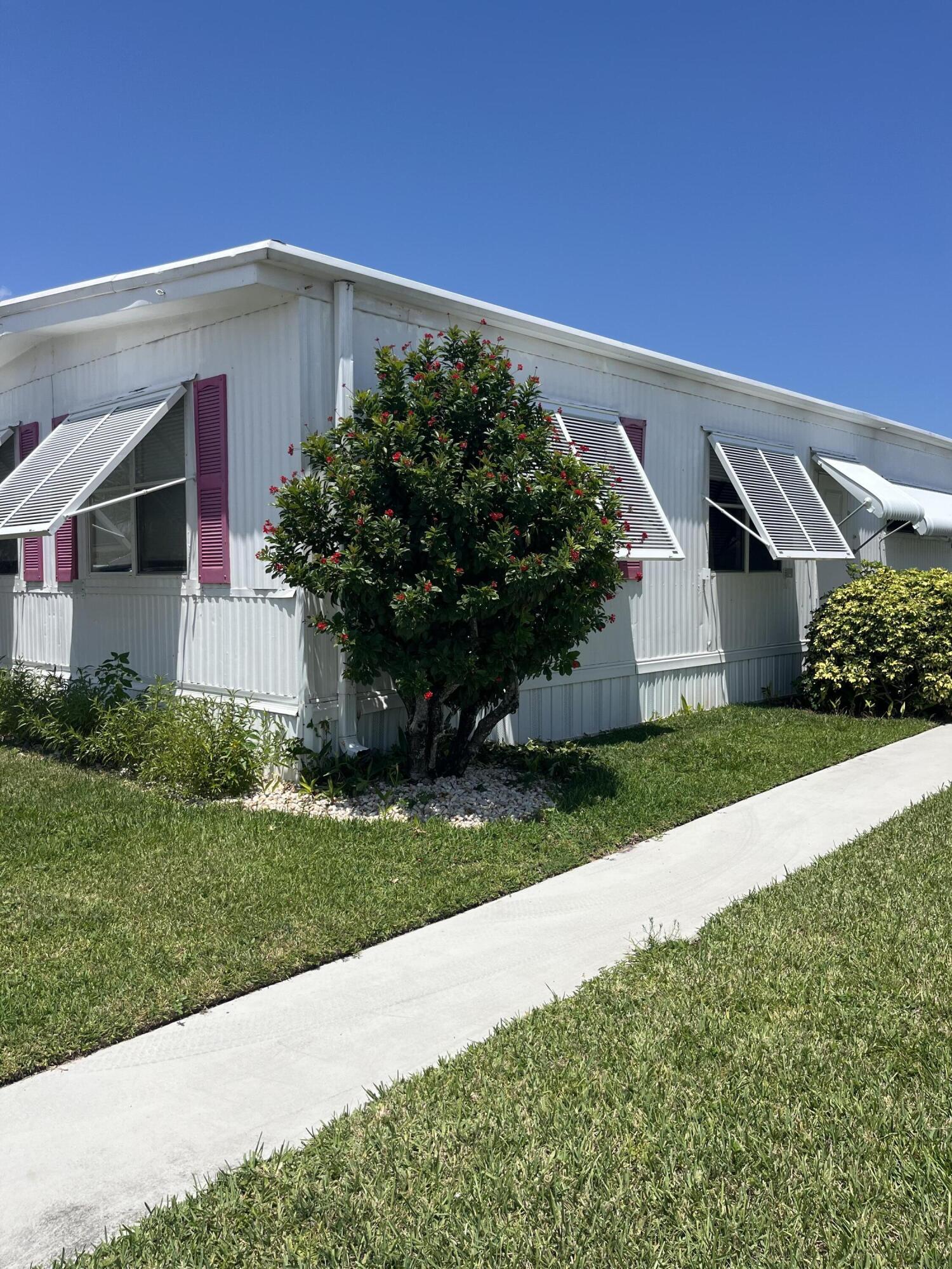 Foto de propiedad en 400 N Hwy A1A Unit 67, Jupiter, FL 33477 Jupiter con MLS# 