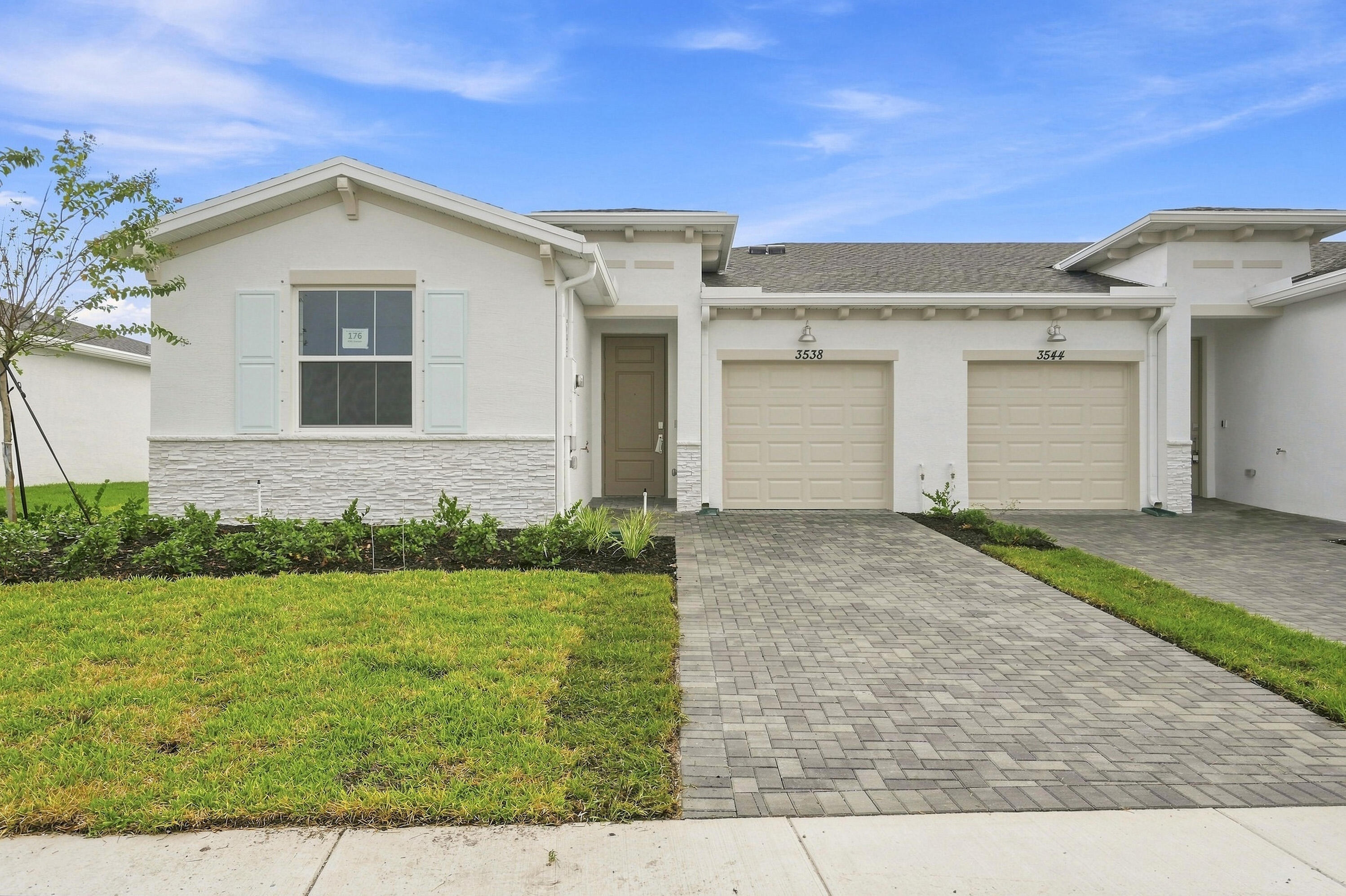 En Renta 3538 Spanish Cedar Place, Fort Pierce, FL 34946, Fort Pierce, FL 34946