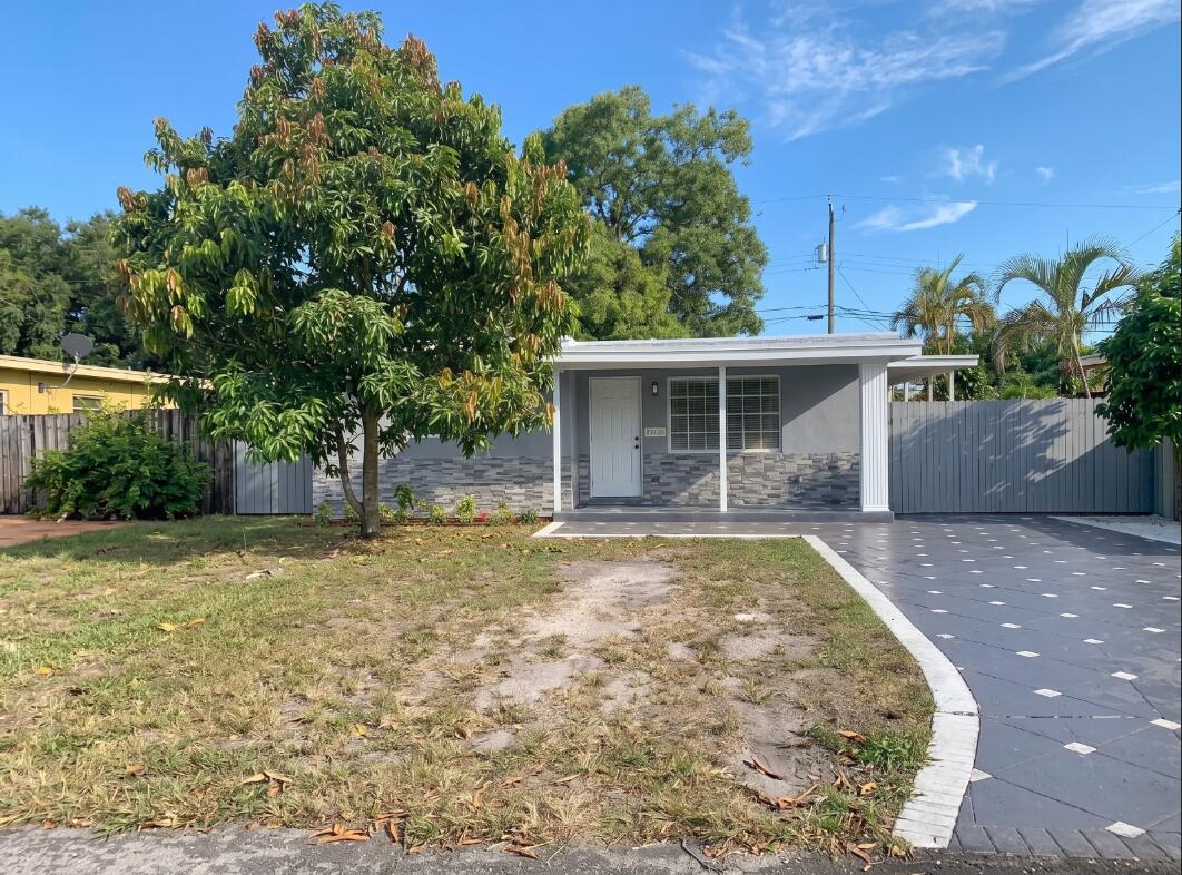 Foto de propiedad en 112 SW 67TH Avenue, Pembroke Pines, FL 33023 Pembroke Pines con MLS# 
