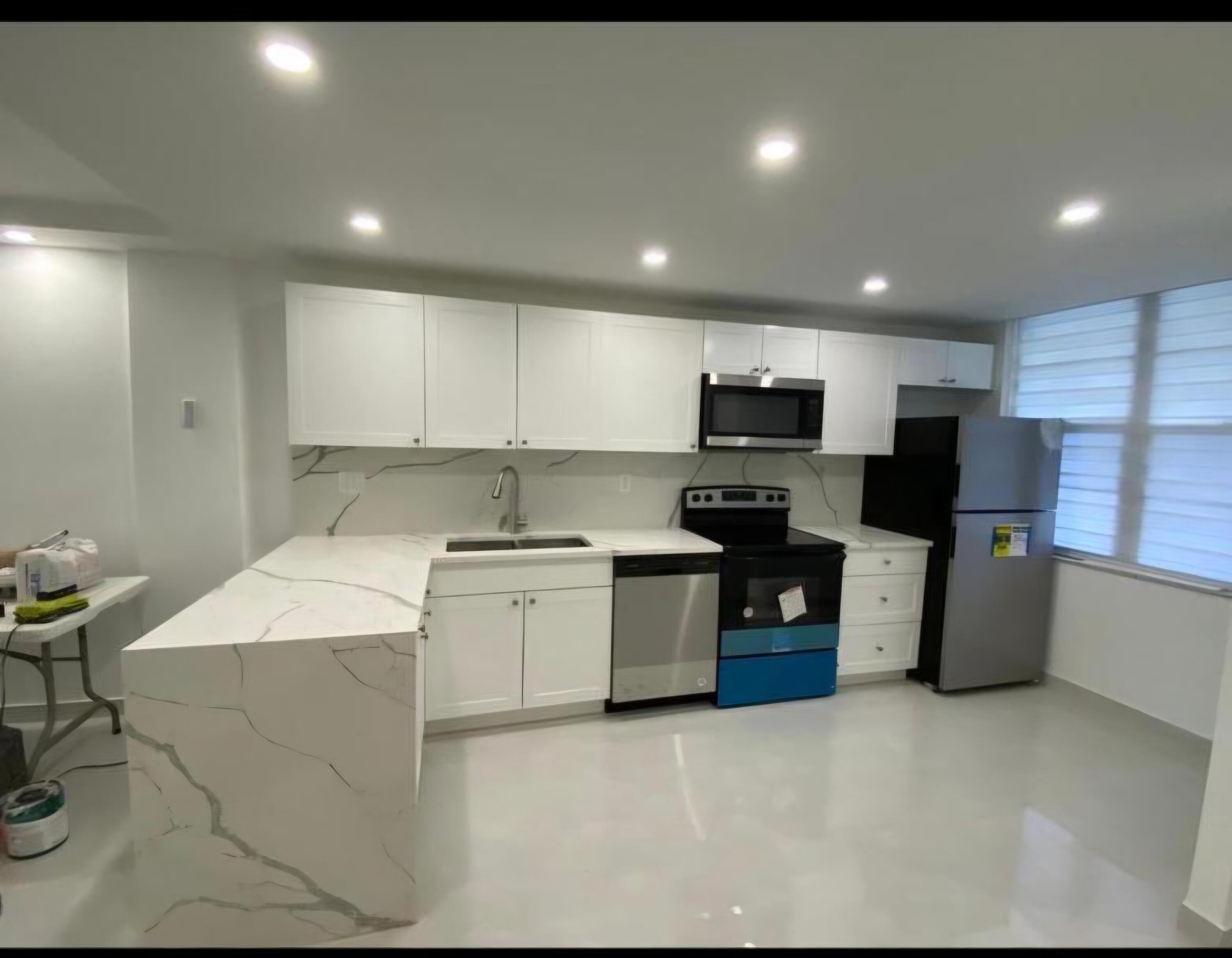 En Venta 2600 NW 49TH Avenue 112, Lauderdale Lakes, FL 33313, Lauderdale Lakes, FL 33313