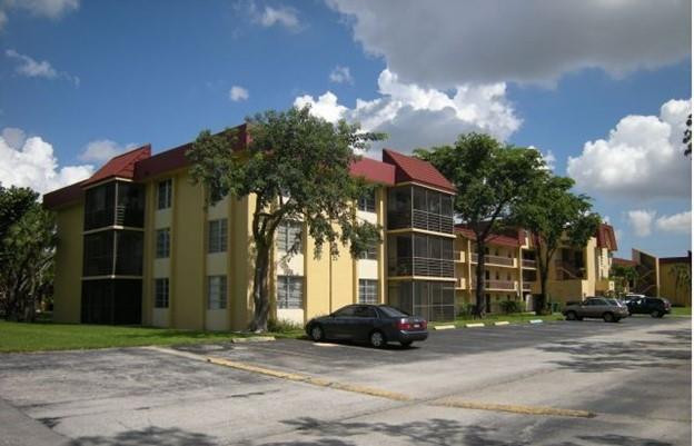 Foto de propiedad en 3490 FOXCROFT Road B317, Miramar, FL 33025 Miramar con MLS# 