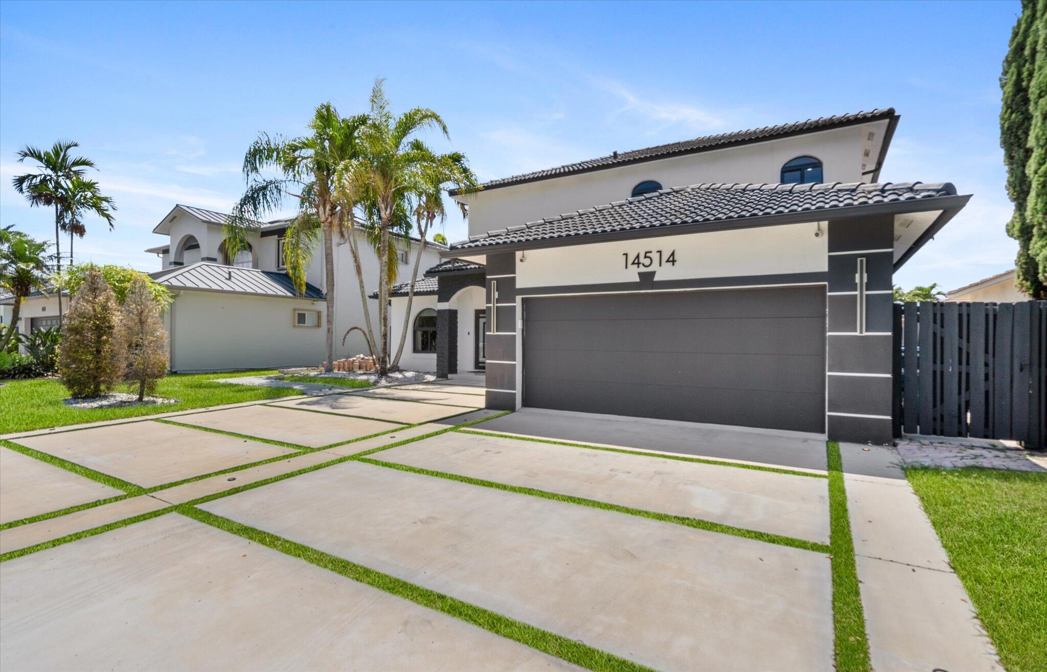 Foto de propiedad en 14514 SW 161ST Court, Miami, FL 33196 Miami con MLS# 