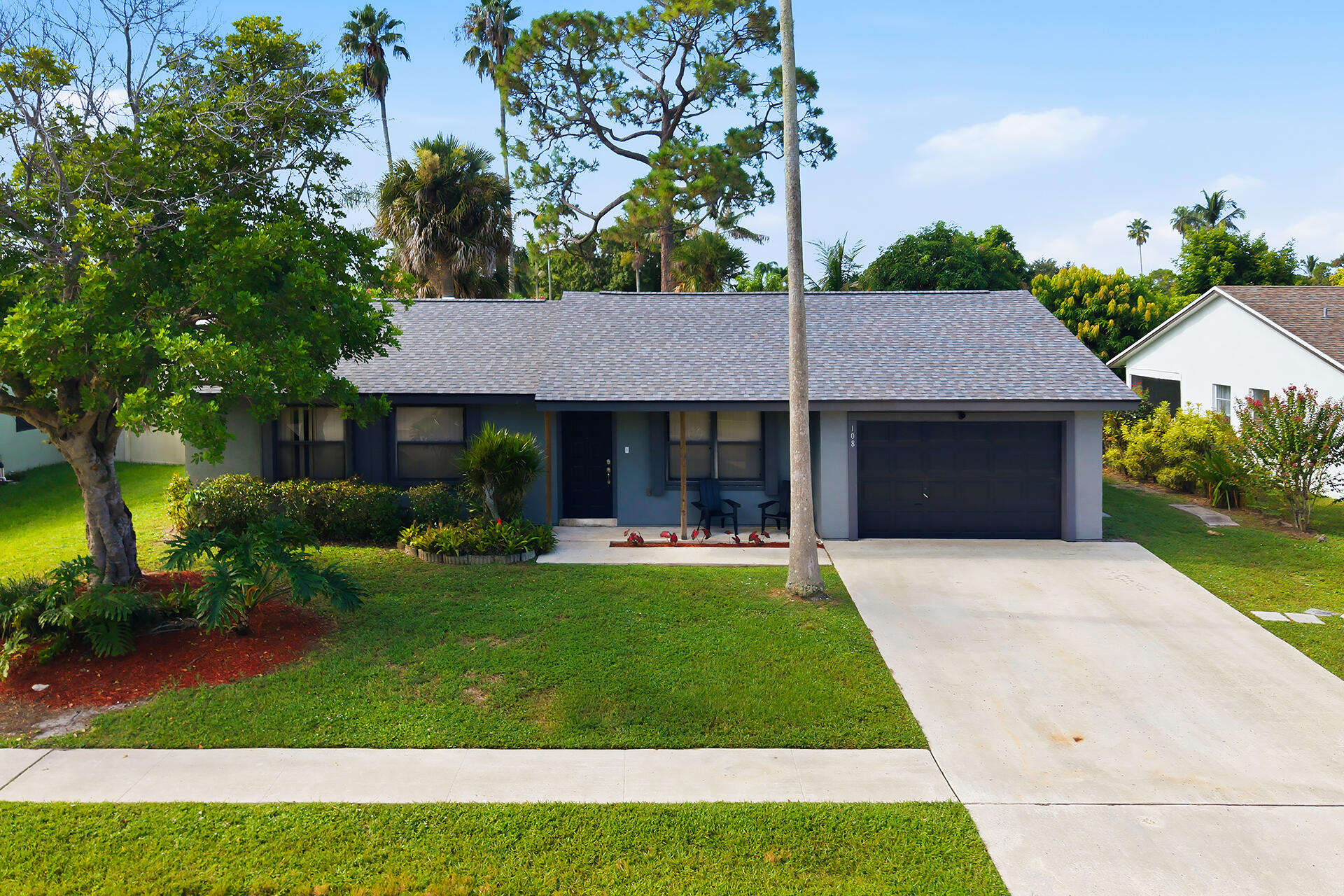 En Venta 108 SANTA MONICA Avenue, Royal Palm Beach, FL 33411, Royal Palm Beach, FL 33411