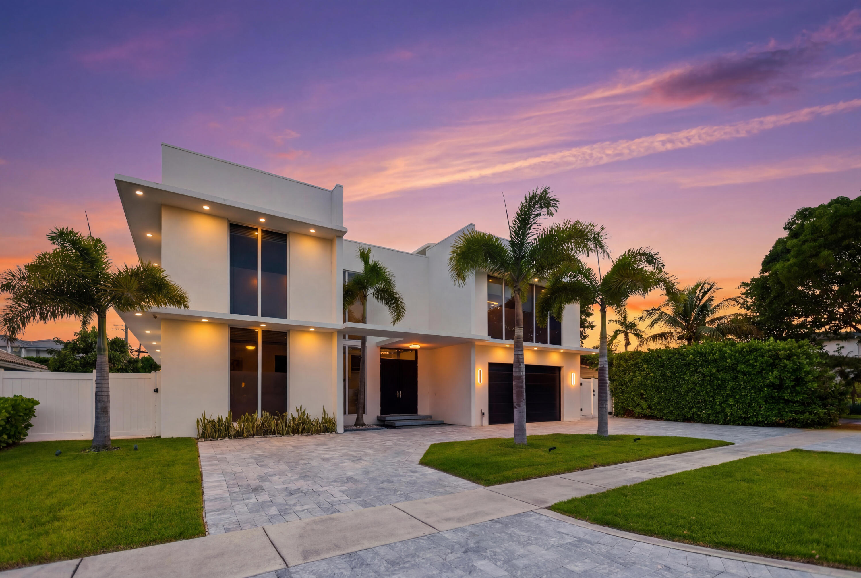 Foto de propiedad en 284 NE 7TH Street, Boca Raton, FL 33432 Boca Raton con MLS# 