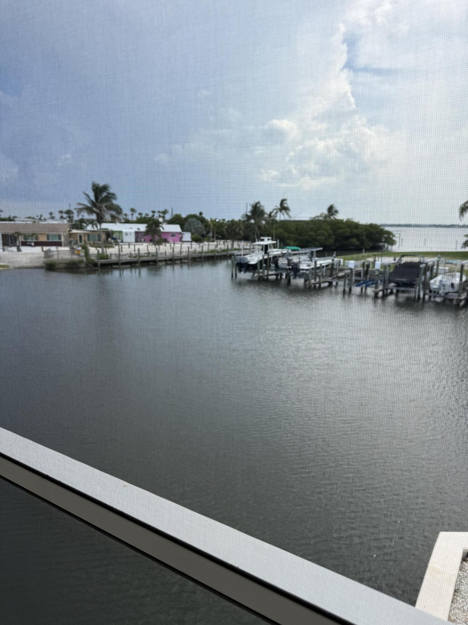 En Venta 200 N El Mar Drive 205A, Jensen Beach, FL 34957, Jensen Beach, FL 34957