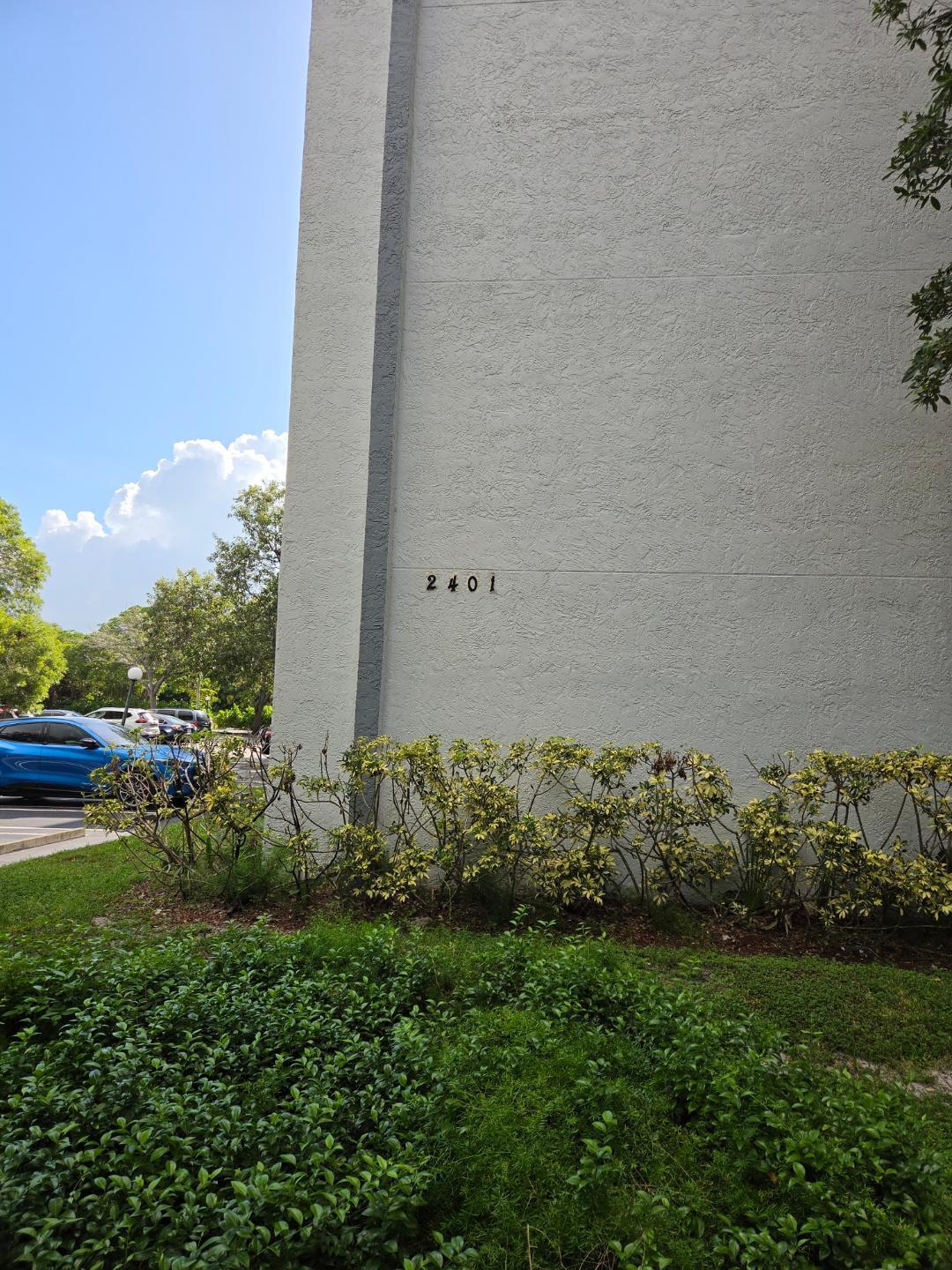 Foto de propiedad en 2401 RIVERSIDE Drive 306-B, Coral Springs, FL 33065 Coral Springs con MLS# 