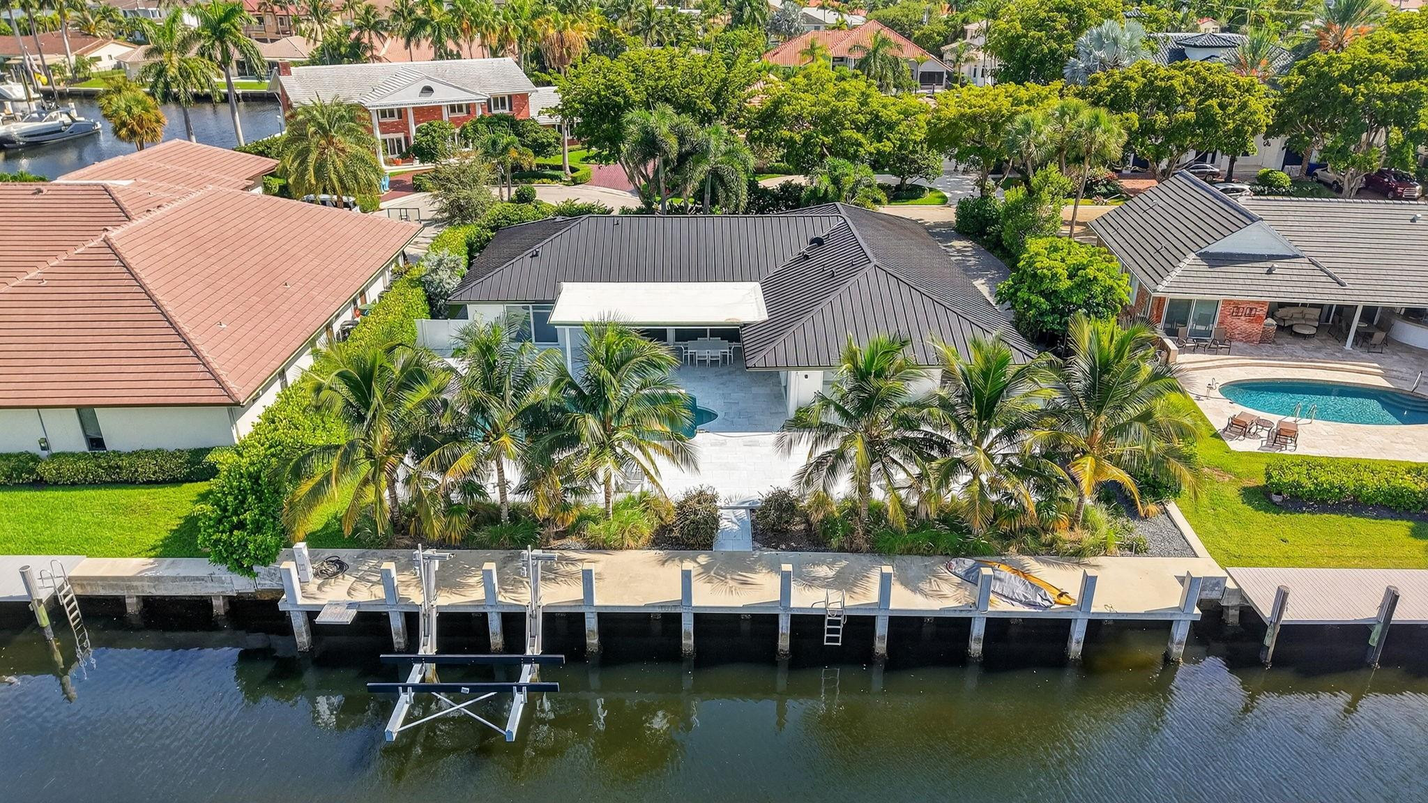 Foto de propiedad en 41 S COMPASS Drive, Fort Lauderdale, FL 33308 Fort Lauderdale con MLS# 