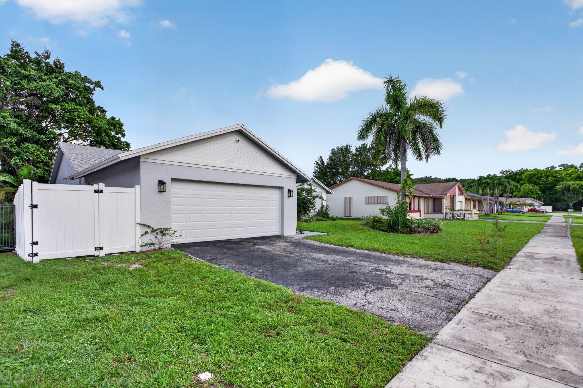 En Venta 4950 SW 11th Circle, Margate, FL 33068, Margate, FL 33068