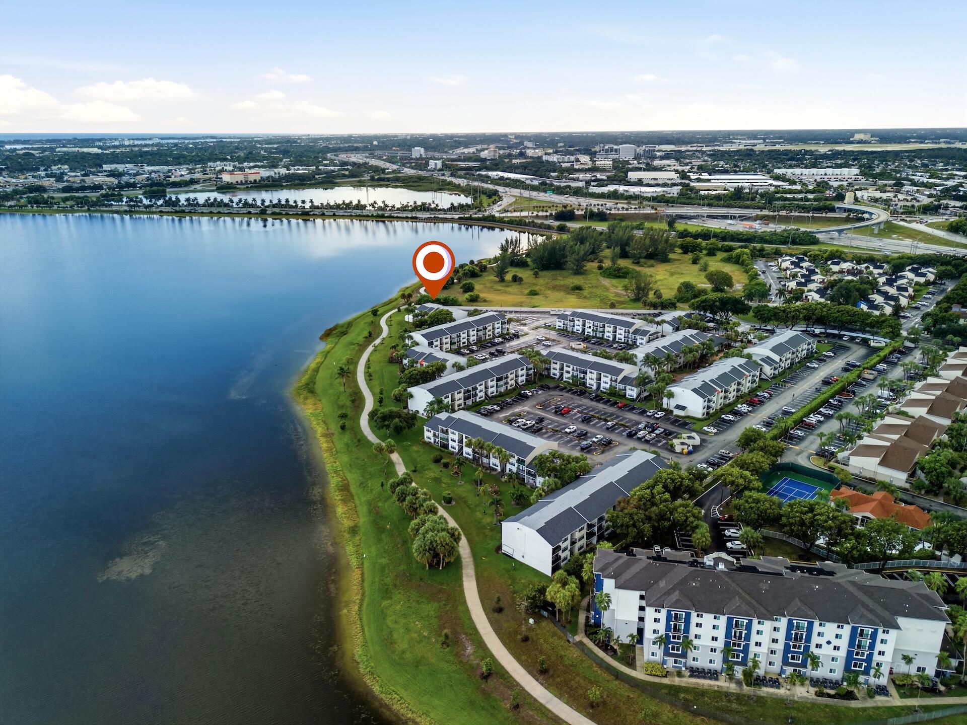 En Venta 760 EXECUTIVE CENTER Drive 24, West Palm Beach, FL 33401, West Palm Beach, FL 33401