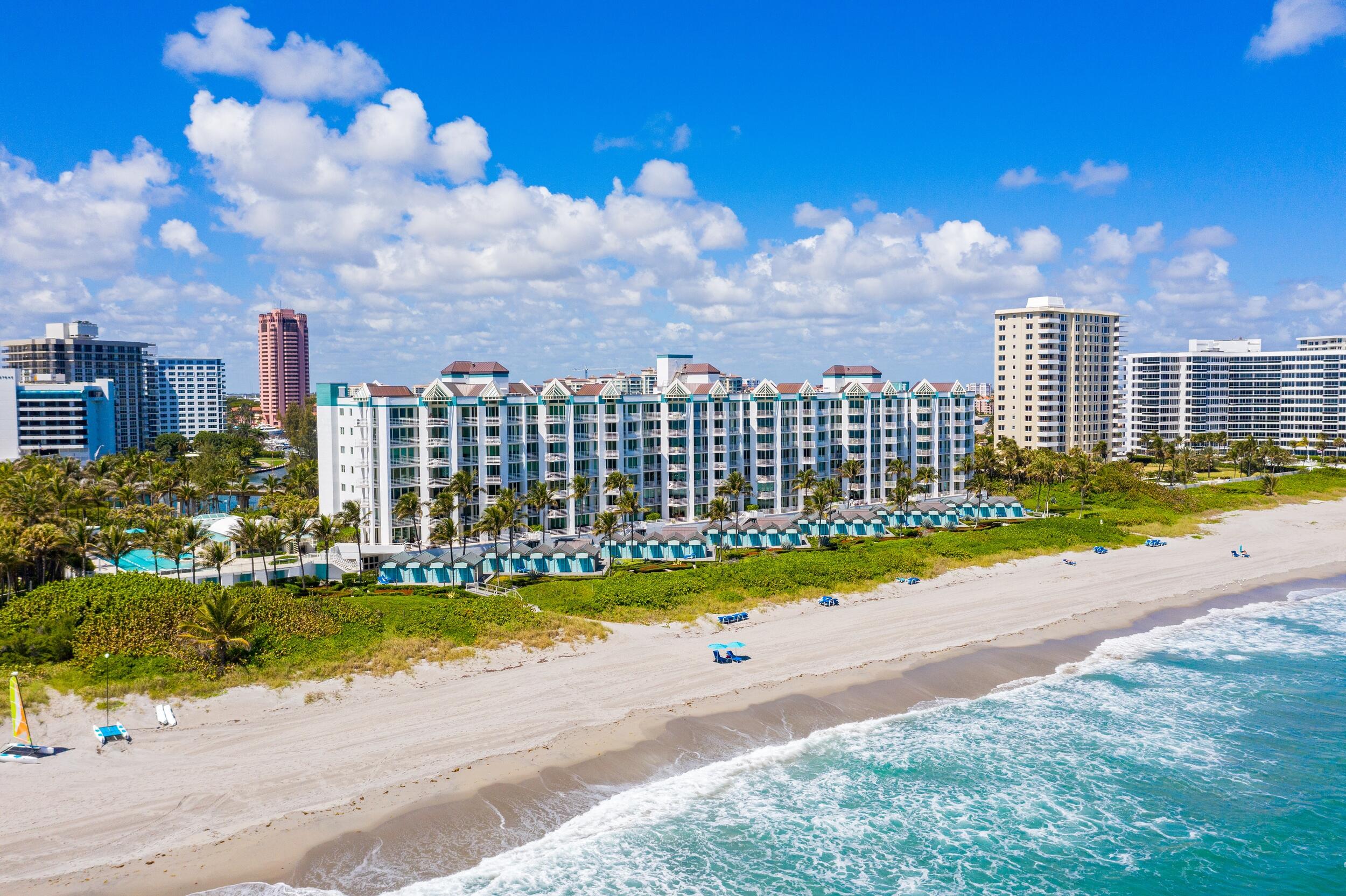 Foto de propiedad en 800 S Ocean Boulevard PH4, Boca Raton, FL 33432 Boca Raton con MLS# 