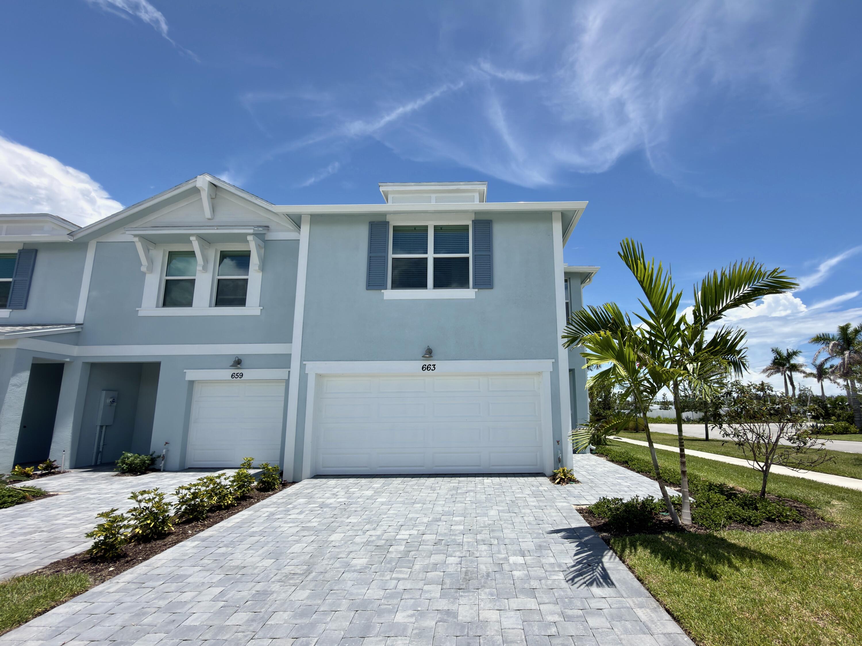 En Venta 663 Salisbury Circle, Fort Pierce, FL 34982, Fort Pierce, FL 34982