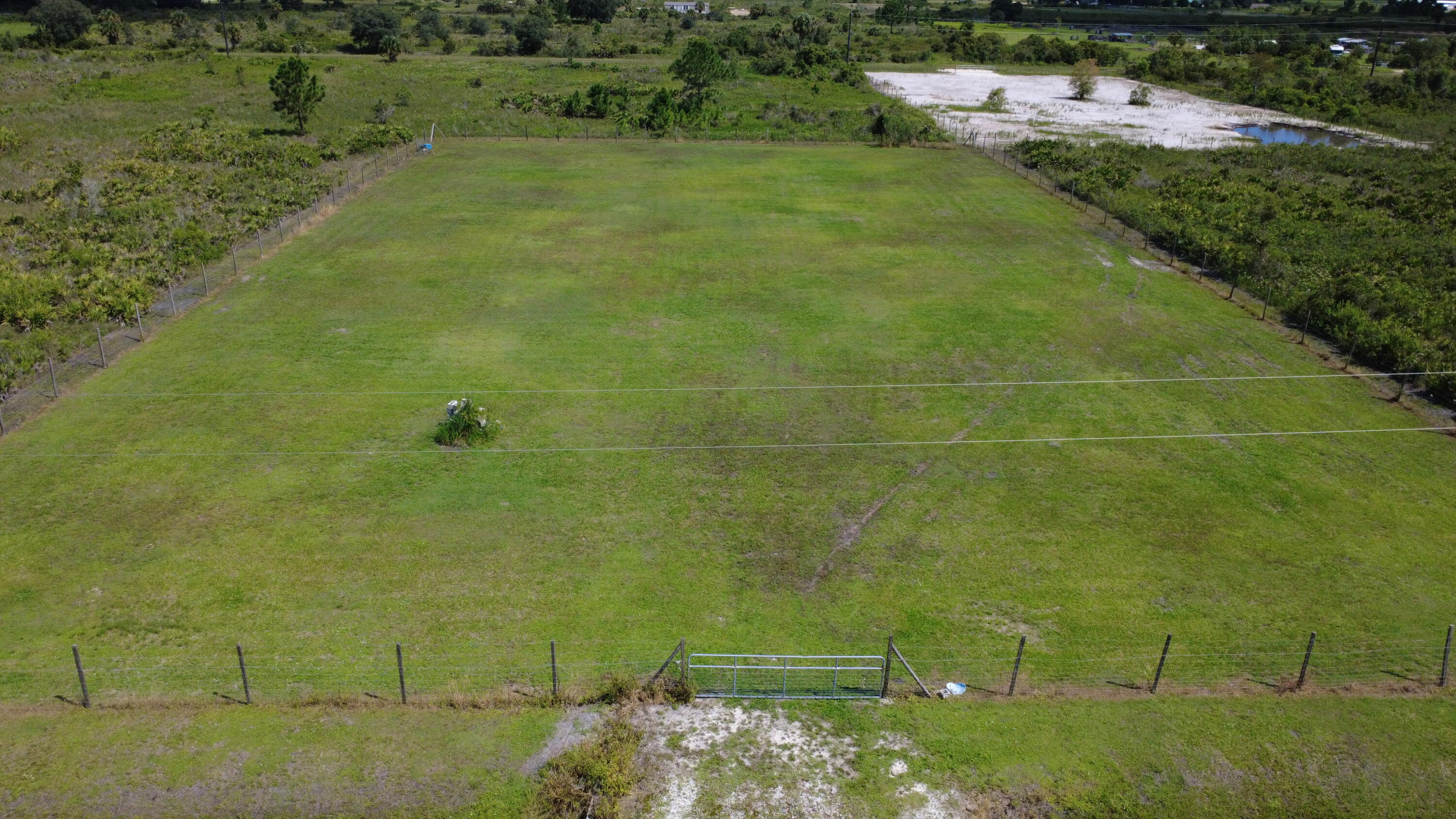 En Venta 19029 NW 258TH Street, Okeechobee, FL 34972, Okeechobee, FL 34972