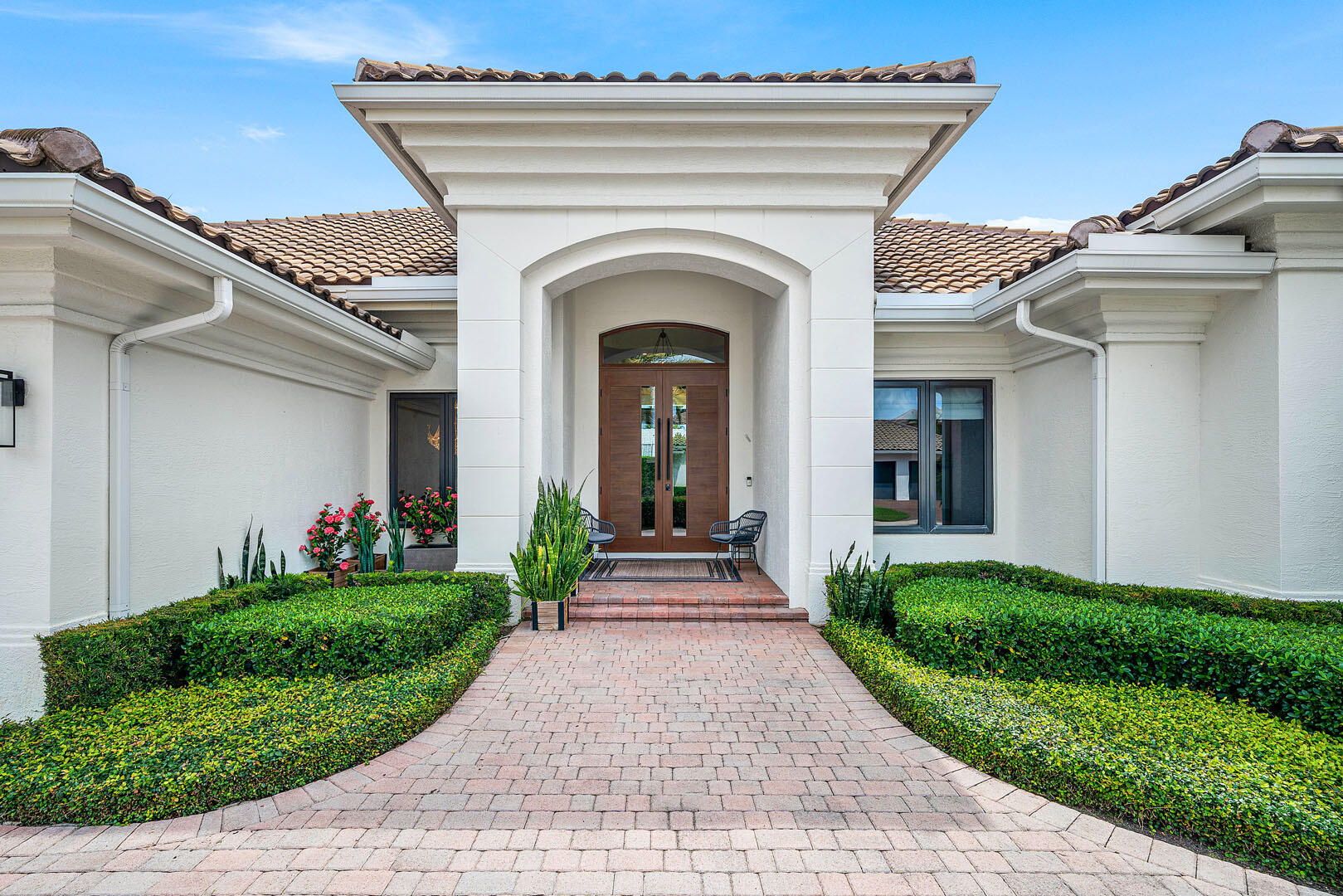 Foto de propiedad en 2212 Acorn Palm Road, Boca Raton, FL 33432 Boca Raton con MLS# 