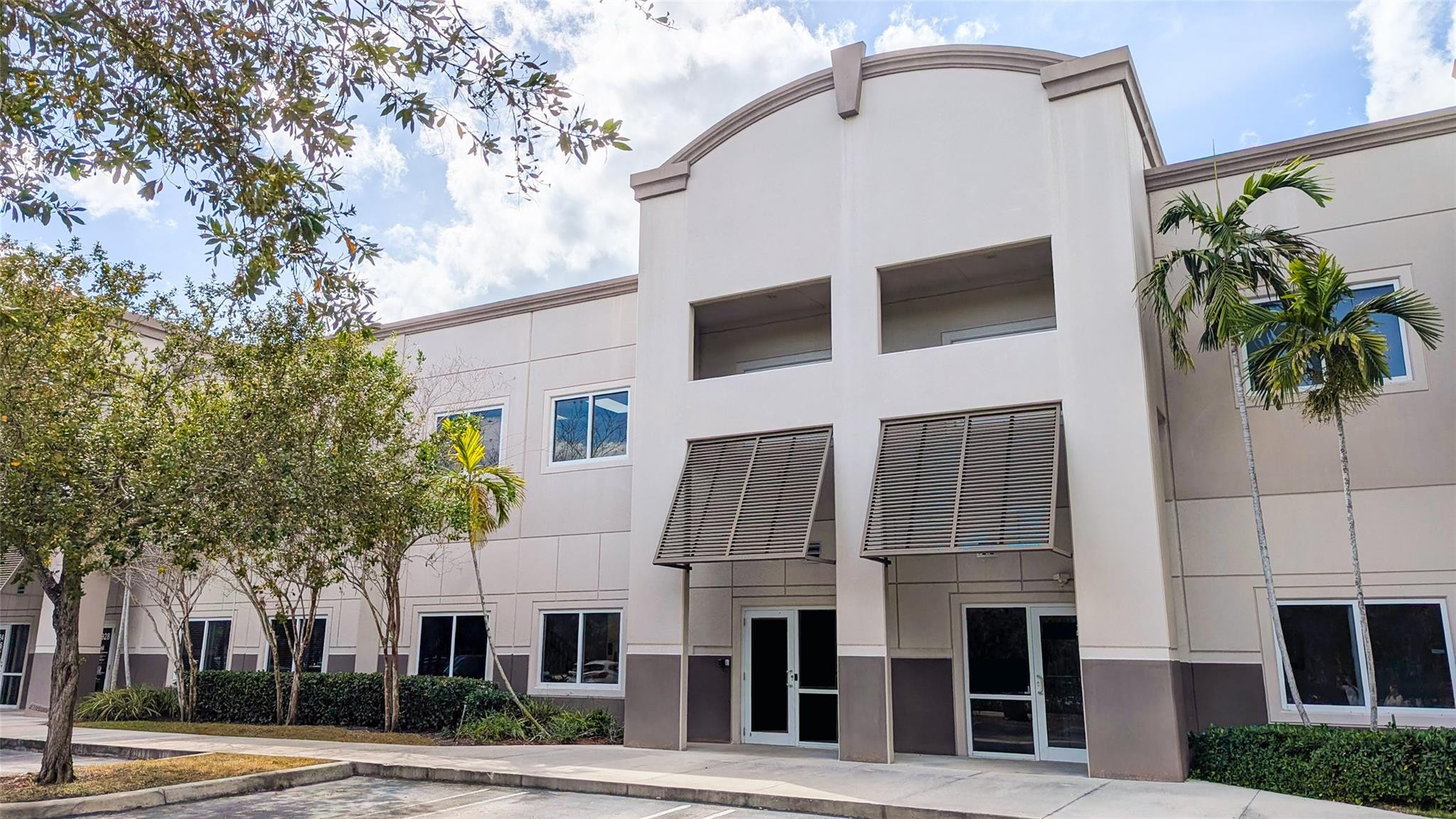 Foto de propiedad en 3940 CORAL RIDGE Drive 24, Coral Springs, FL 33065 Coral Springs con MLS# 