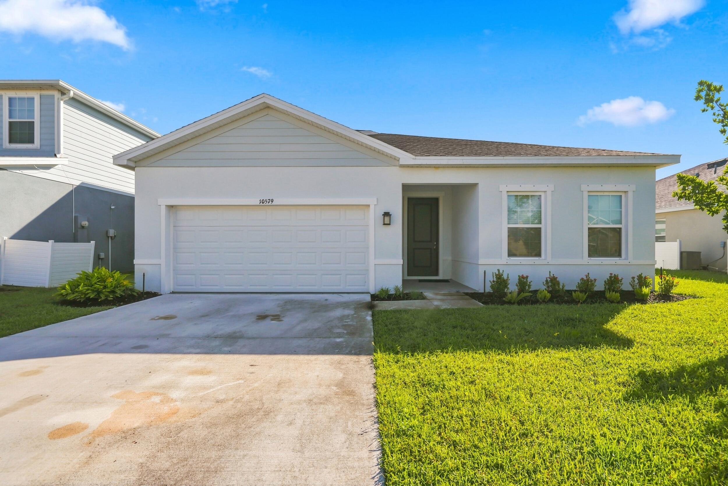 En Venta 10579 SW VASARI Way, Port St. Lucie, FL 34987, Port St. Lucie, FL 34987