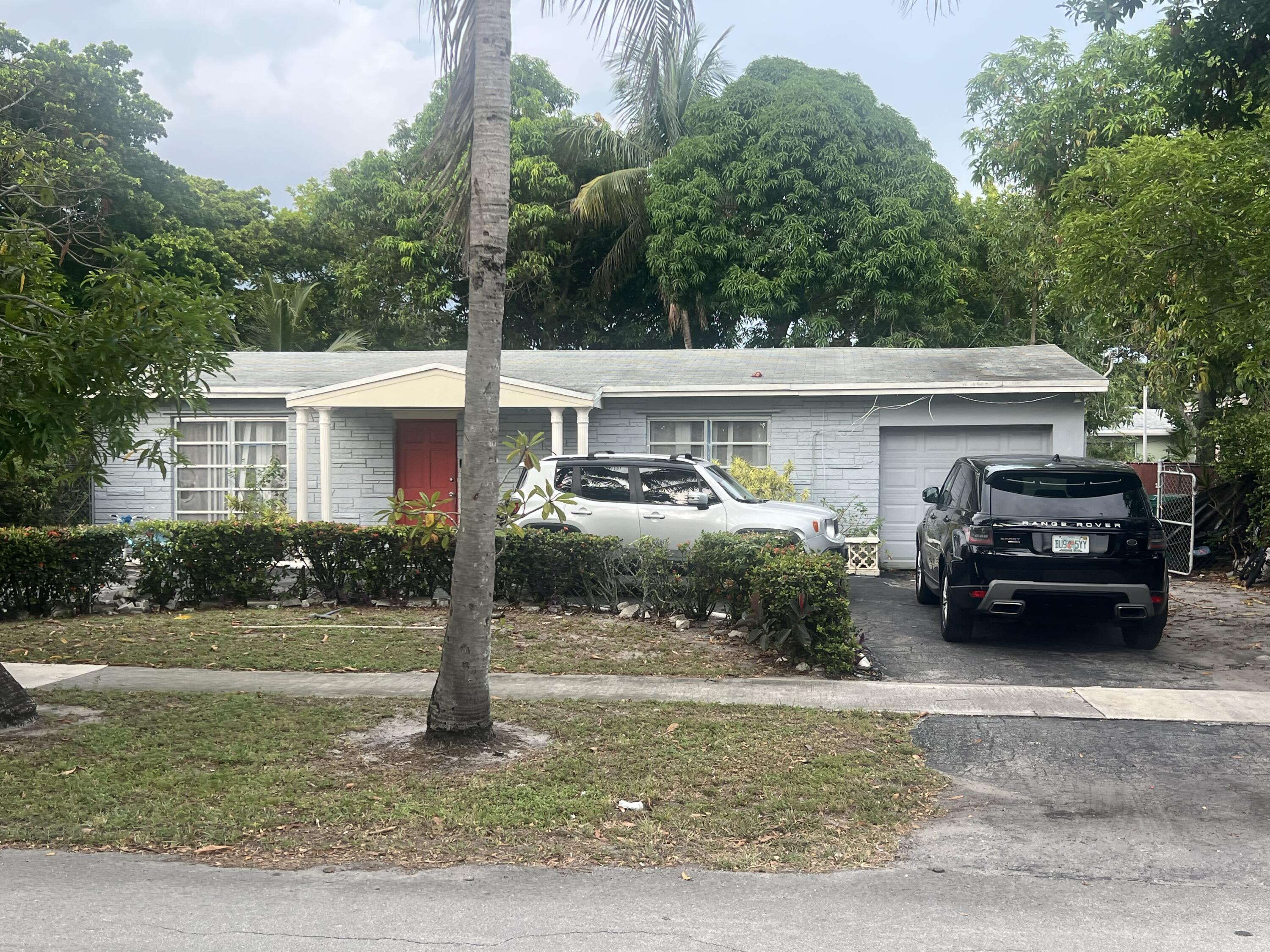 Foto de propiedad en 4331 NW 23RD Court, Lauderhill, FL 33313 Lauderhill con MLS# 