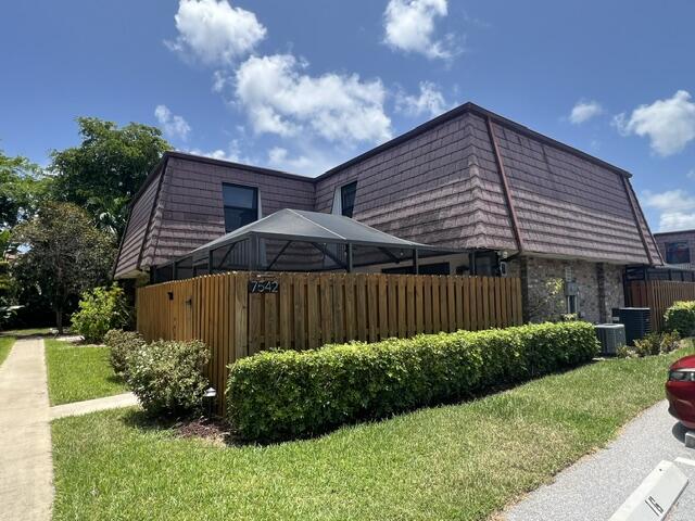Foto de propiedad en 7542 COURTYARD Run E, Boca Raton, FL 33433 Boca Raton con MLS# 