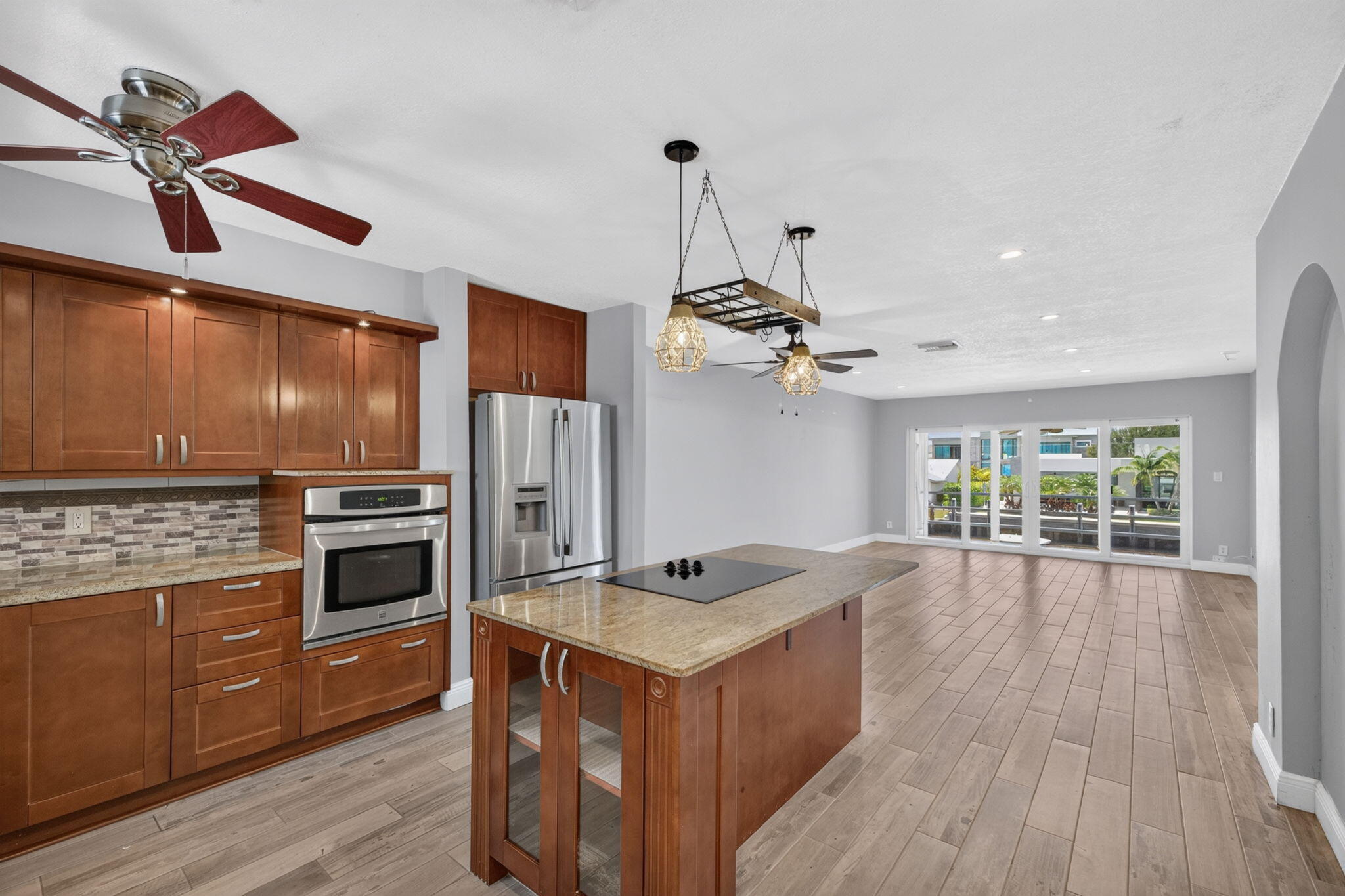 Foto de propiedad en 2820 NE 30th Street 9, Fort Lauderdale, FL 33306 Fort Lauderdale con MLS# 