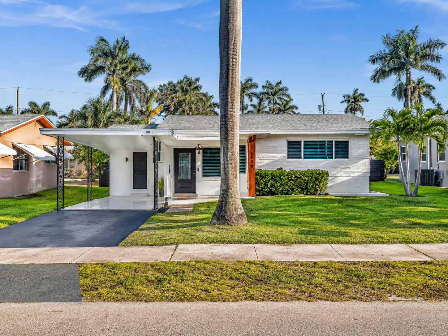 Foto de propiedad en 1515 ARTHUR Street, Hollywood, FL 33020 Hollywood con MLS# 