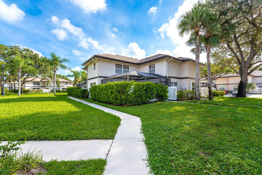 En Venta 38 Essex Court D, Royal Palm Beach, FL 33411, Royal Palm Beach, FL 33411