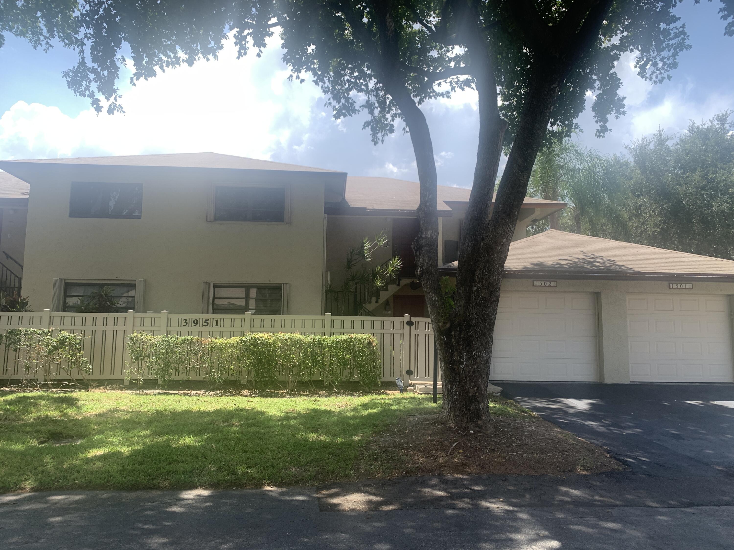 Foto de propiedad en 3951 NE 18th Avenue 1502, Pompano Beach, FL 33064 Pompano Beach con MLS# 