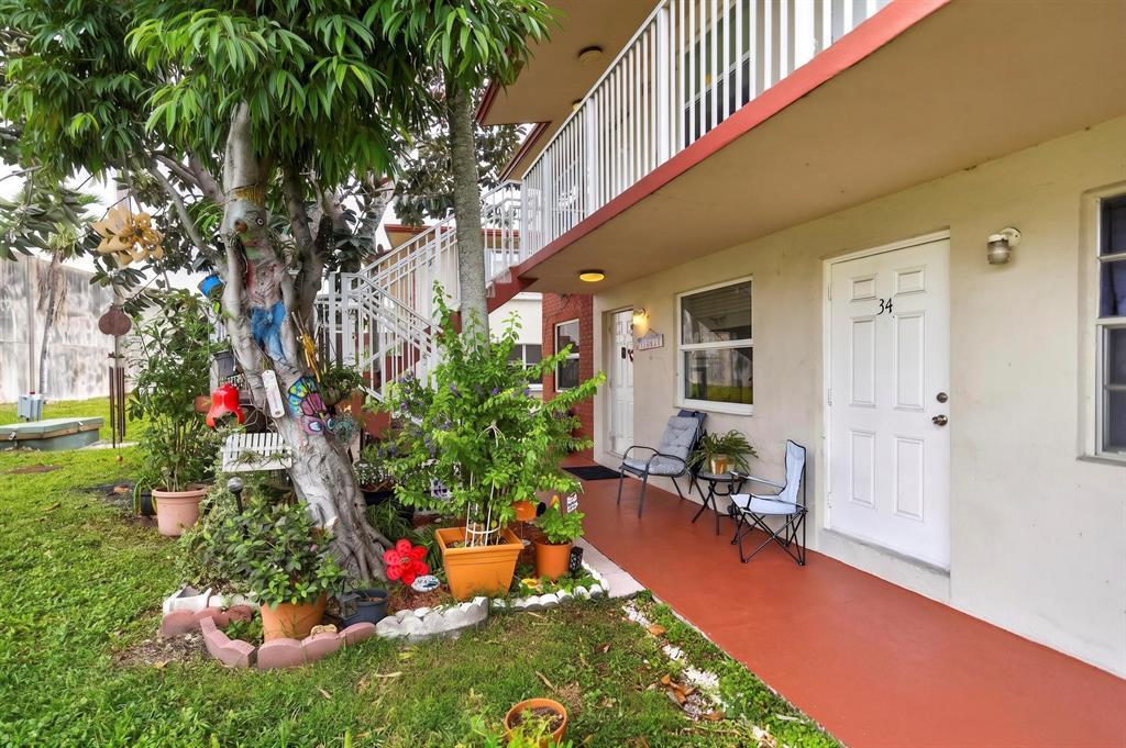 Foto de propiedad en 2918 FUNSTON Street 35b, Hollywood, FL 33020 Hollywood con MLS# 
