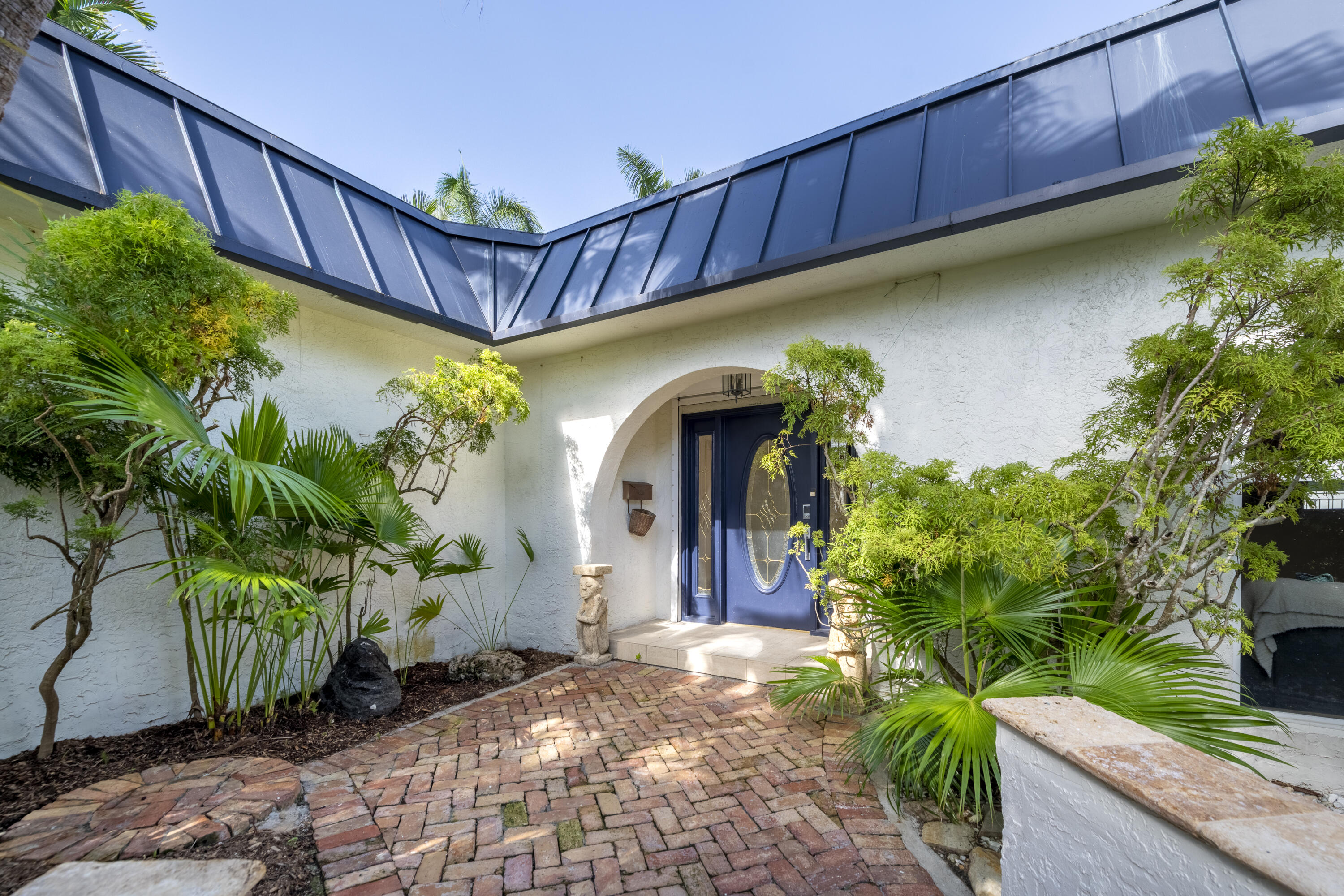 Foto de propiedad en 2314 Desota Drive, Fort Lauderdale, FL 33301 Fort Lauderdale con MLS# 