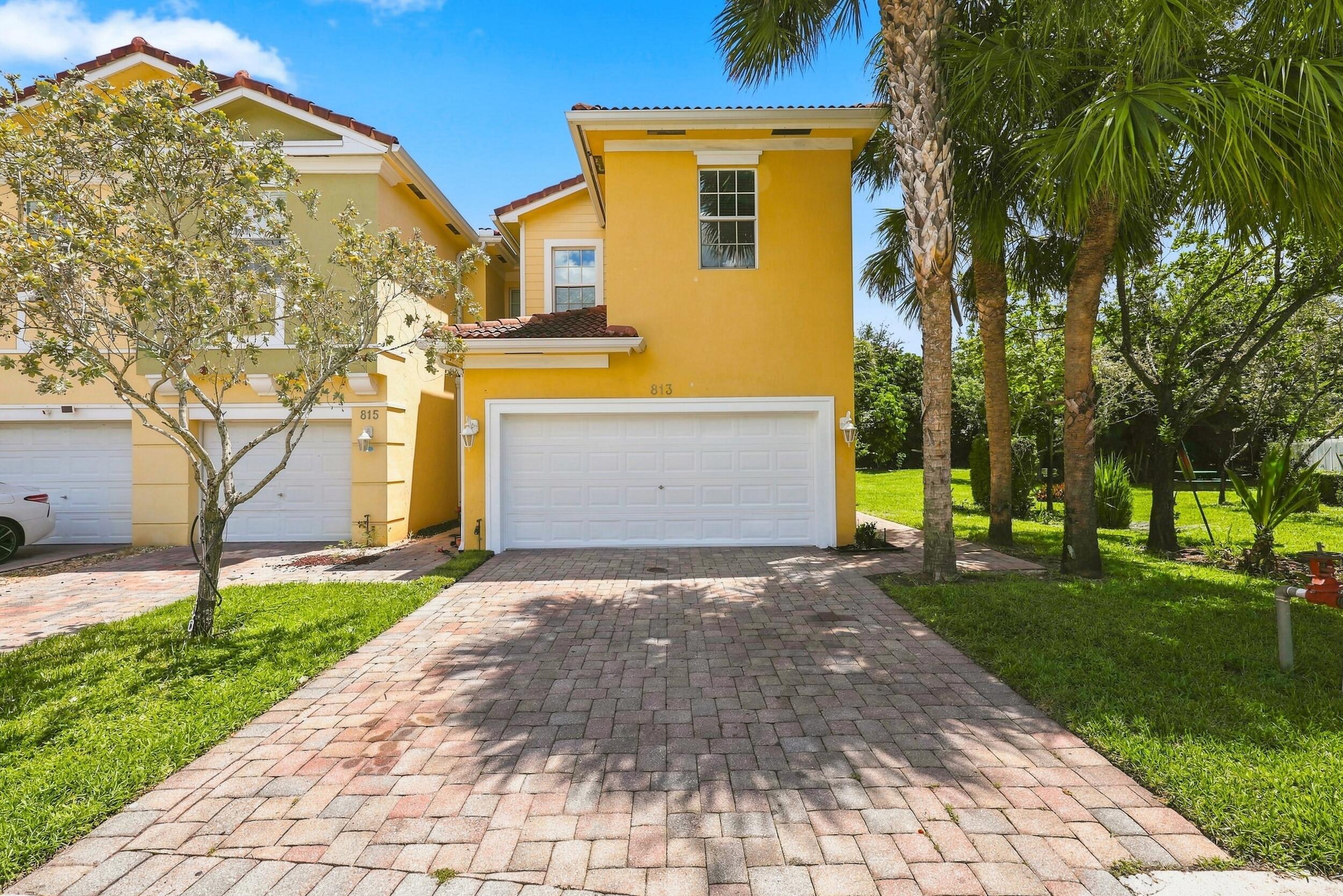 Foto de propiedad en 813 Pipers Cay Drive, West Palm Beach, FL 33415 West Palm Beach con MLS# 