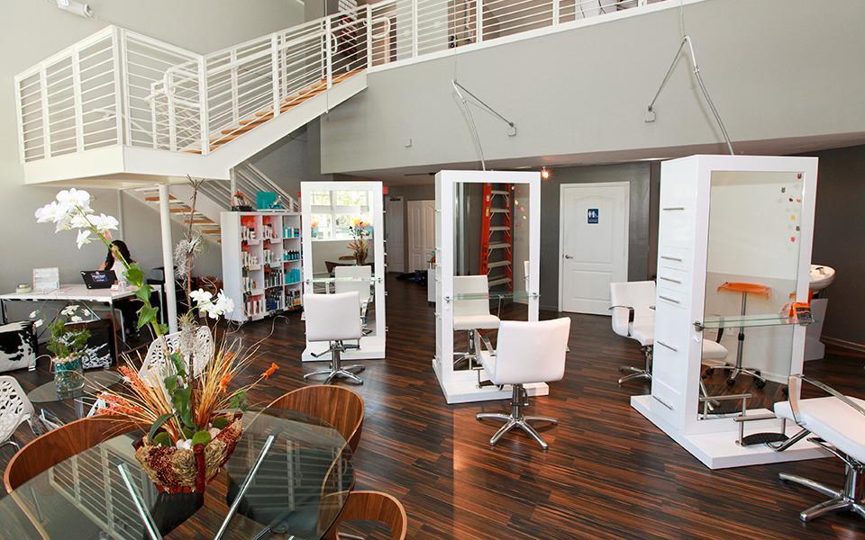 Foto de propiedad en 410 EVERNIA Street 117, West Palm Beach, FL 33401 West Palm Beach con MLS# 