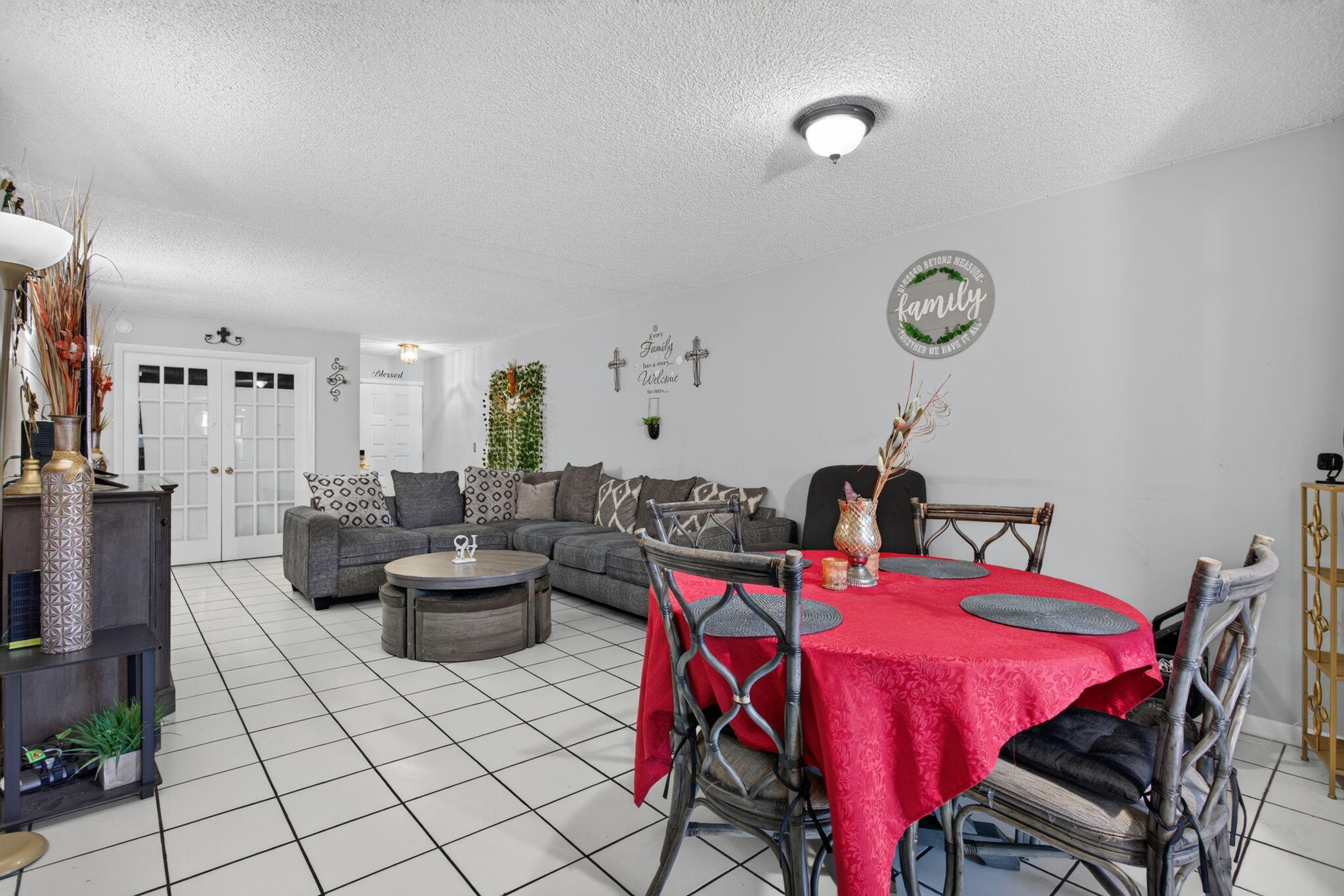 Foto de propiedad en 3037 Coral Ridge Drive Unit 3037, Coral Springs, FL 33065 Coral Springs con MLS# 