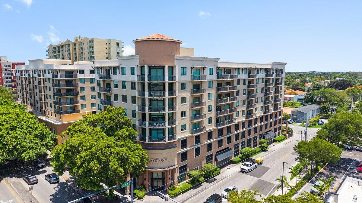 En Renta 3590 Coral Way #502, Miami, FL 33145, Miami, FL 33145