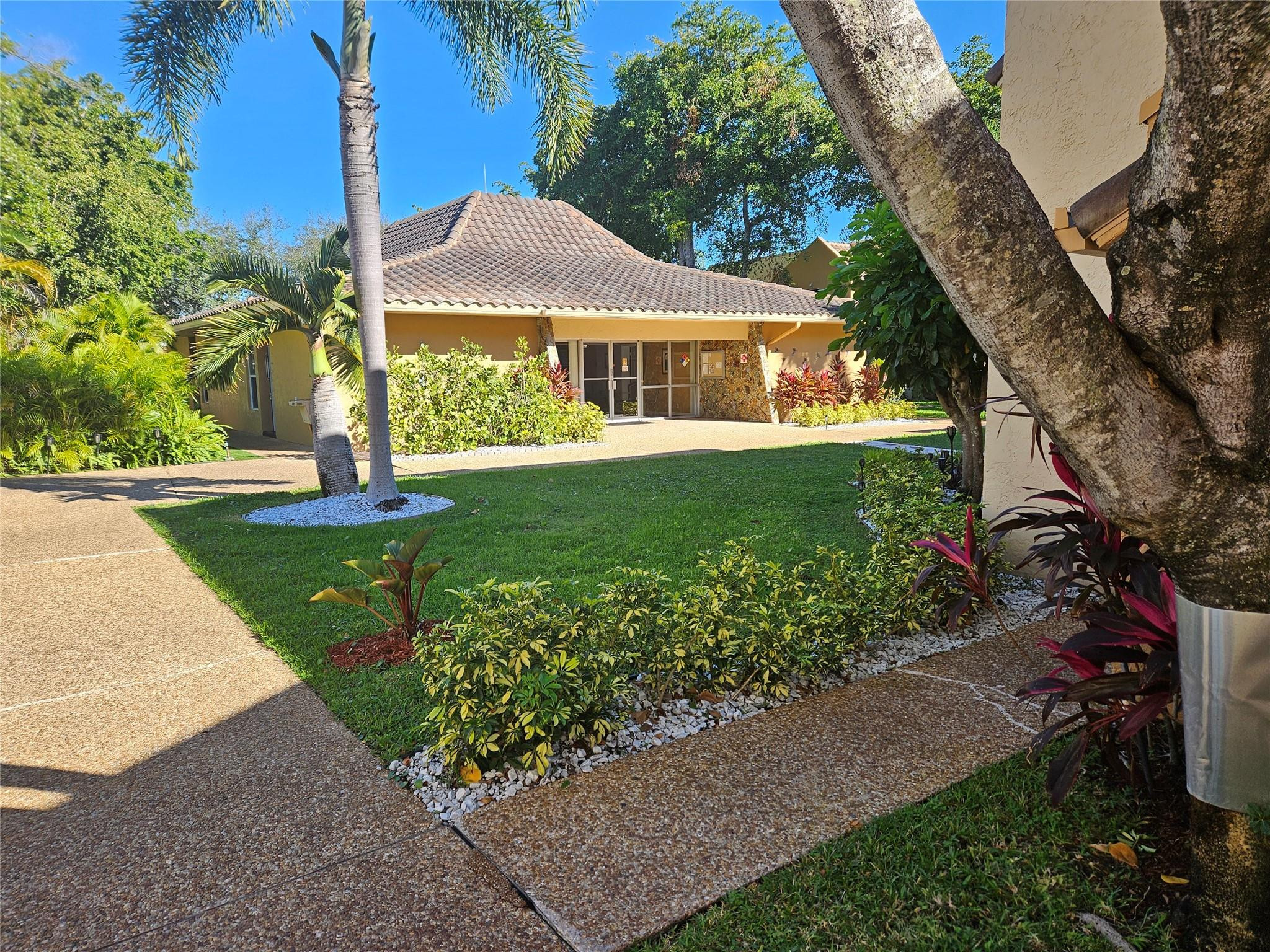 Foto de propiedad en 959 SE 2ND Avenue 117, Deerfield Beach, FL 33441 Deerfield Beach con MLS# 