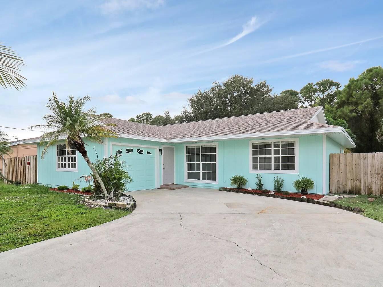 En Renta 2558 SW CHESTNUT Lane, Port St. Lucie, FL 34953, Port St. Lucie, FL 34953