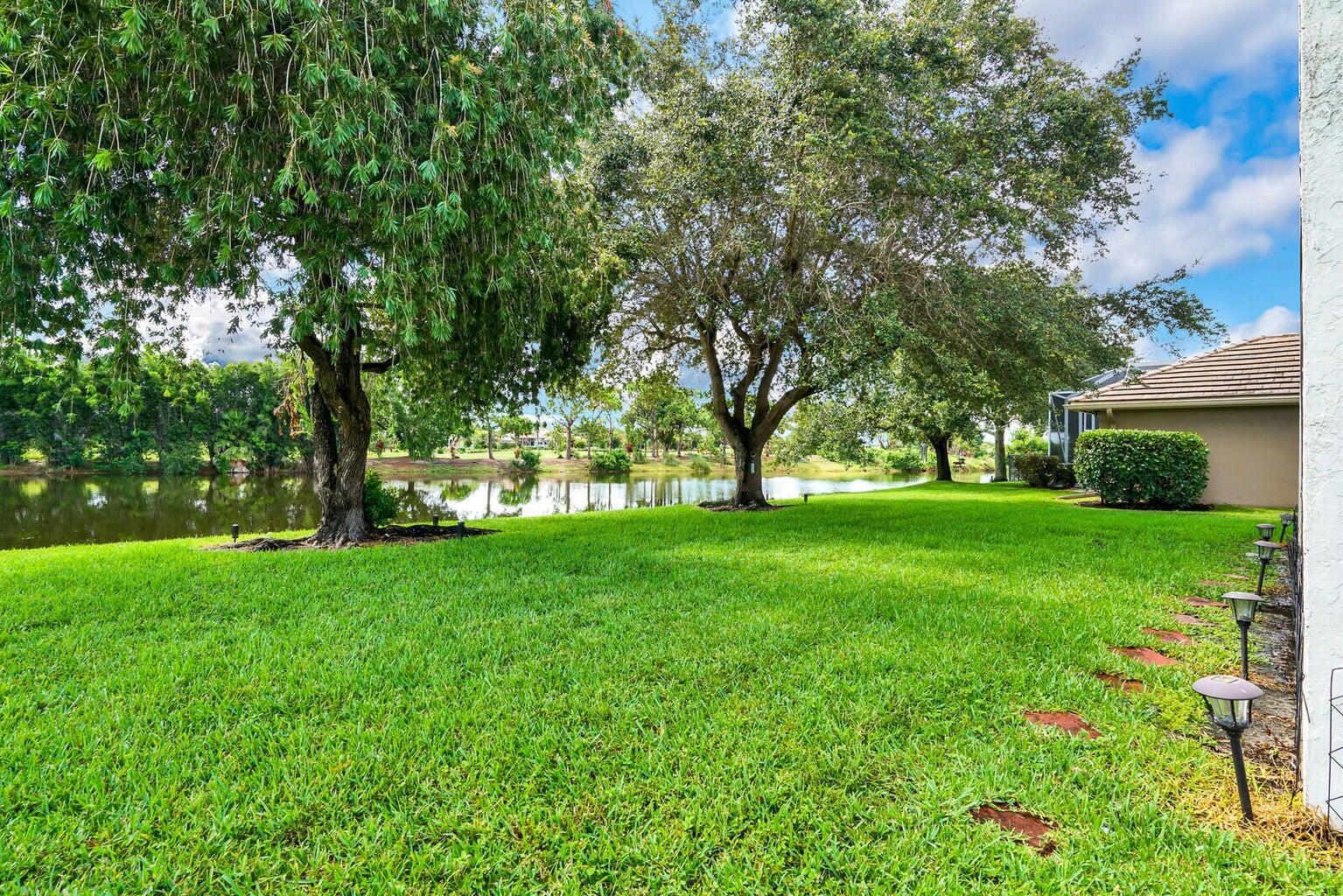 Foto de propiedad en 1720 Corsica Drive, Wellington, FL 33414 Wellington con MLS# 