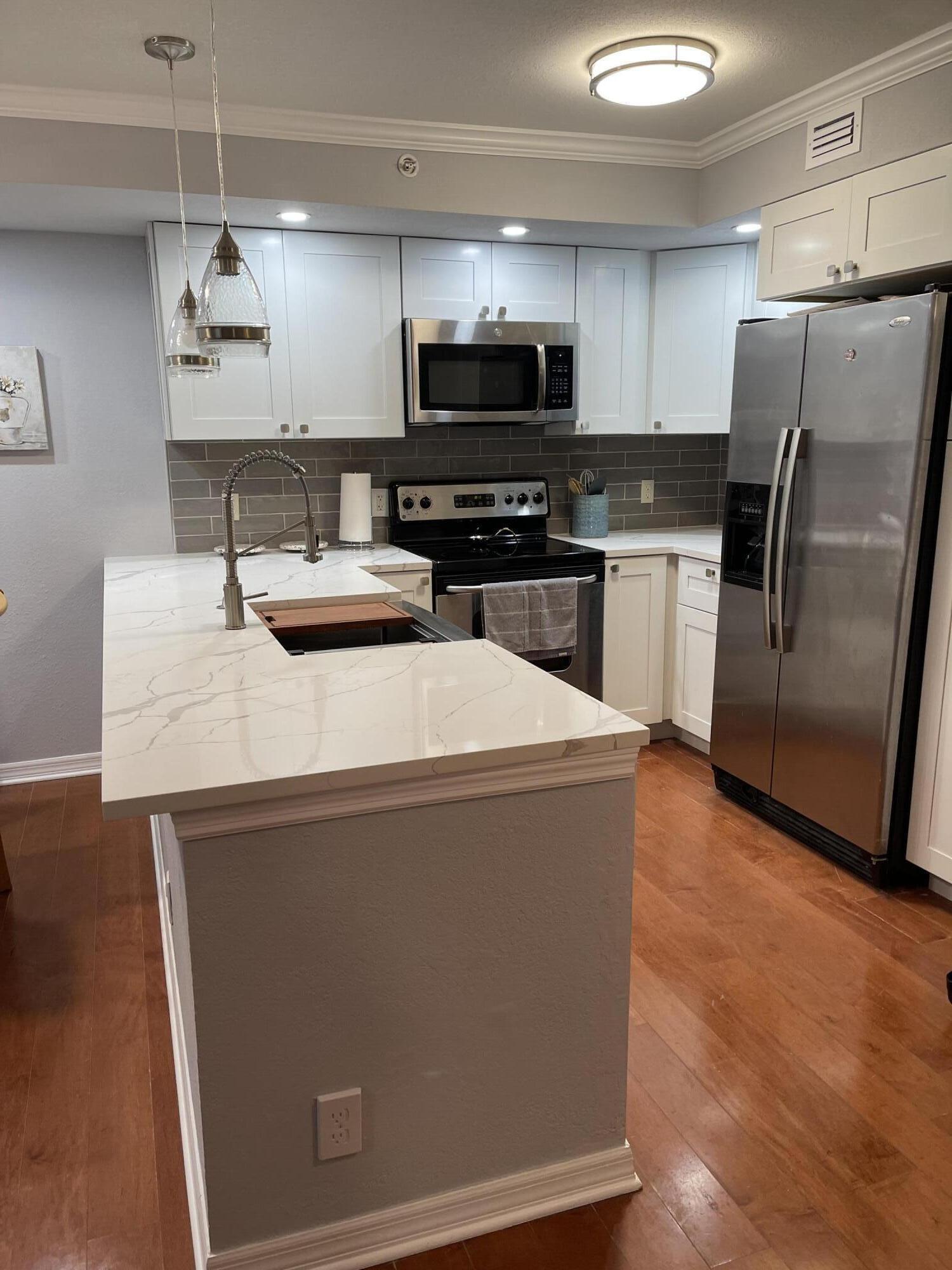 En Venta 1801 N FLAGLER Drive 219, West Palm Beach, FL 33407, West Palm Beach, FL 33407