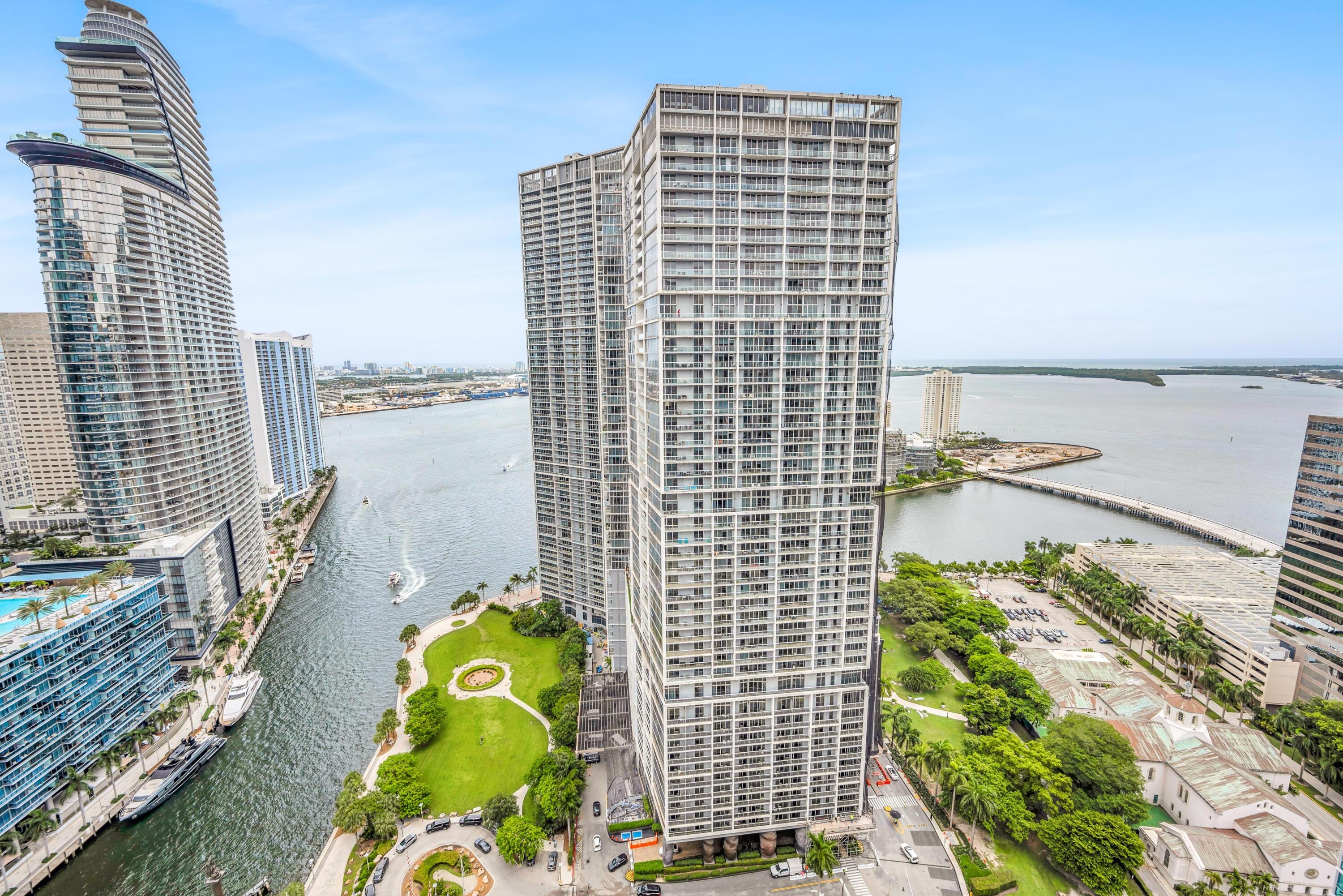 En Renta 77 SE 5th Street 2511, Miami, FL 33131, Miami, FL 33131