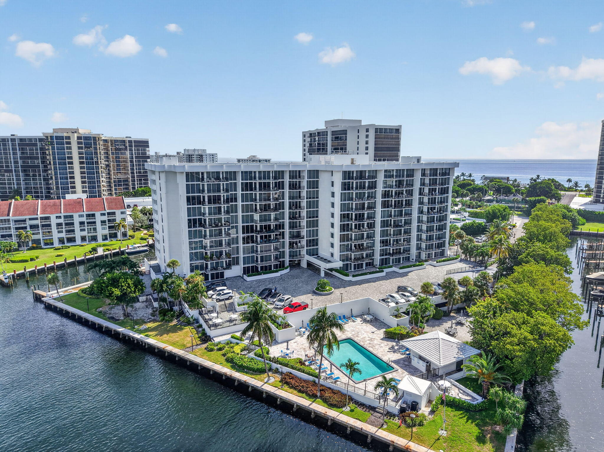 Foto de propiedad en 4750 S Ocean Boulevard 108, Highland Beach, FL 33487 Highland Beach con MLS# 