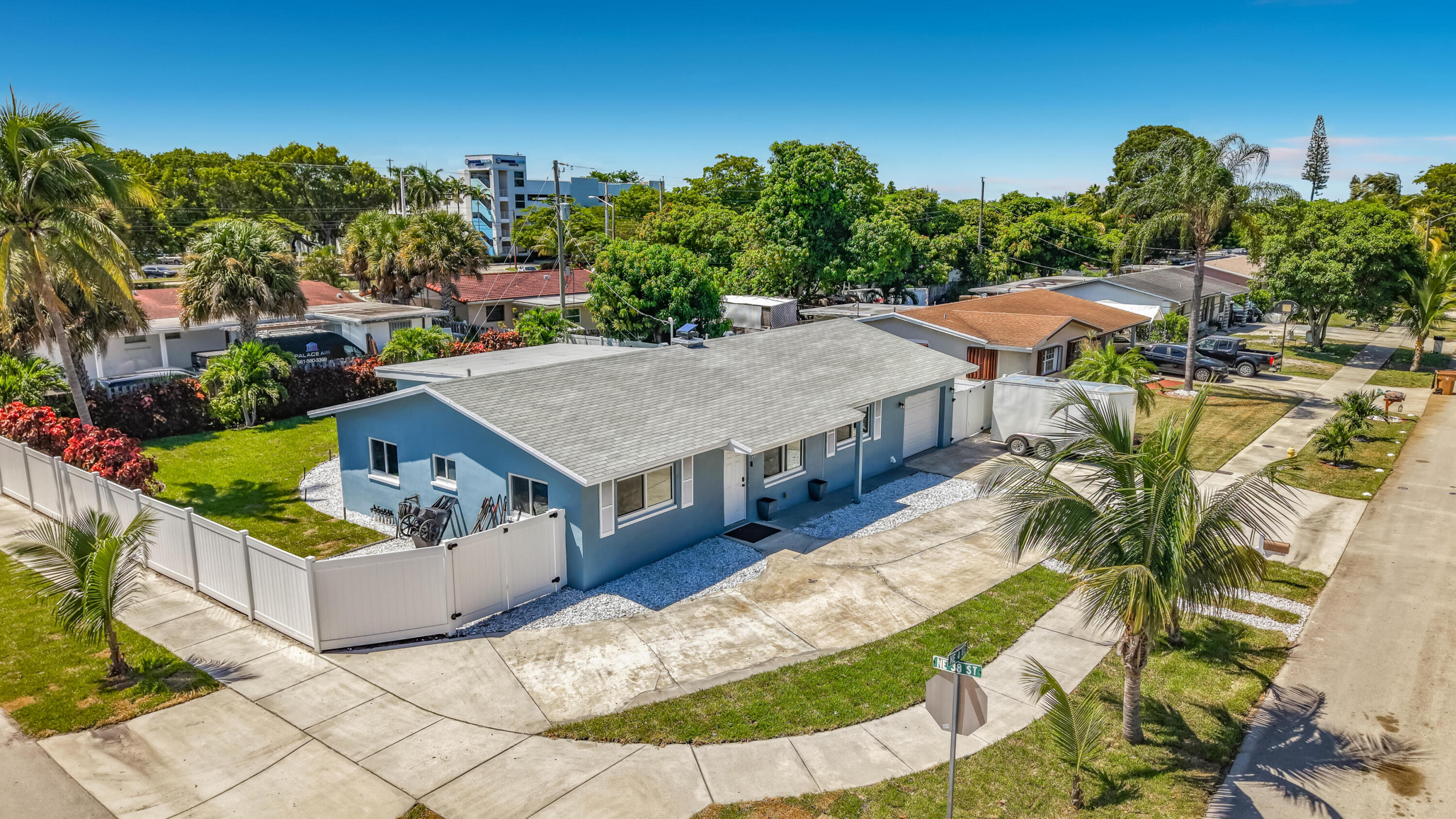 Foto de propiedad en 3801 NE 4th Avenue, Pompano Beach, FL 33064 Pompano Beach con MLS# 