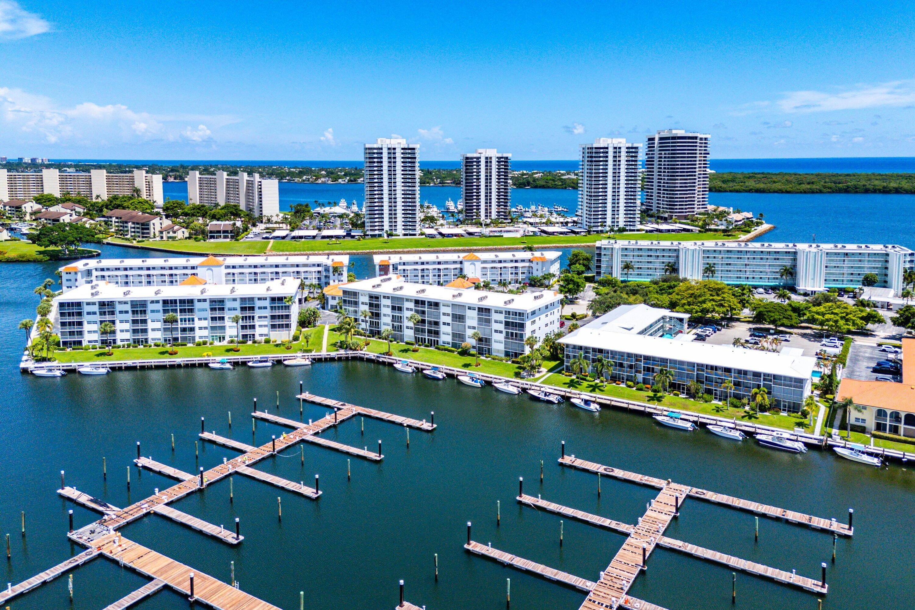 Foto de propiedad en 29 Yacht Club Drive 304, North Palm Beach, FL 33408 North Palm Beach con MLS# 