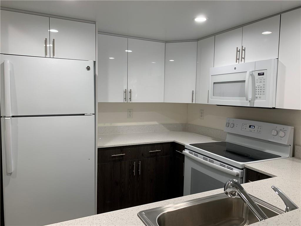 Foto de propiedad en 401 NW 34 Street 93-220, Pompano Beach, FL 33064 Pompano Beach con MLS# 