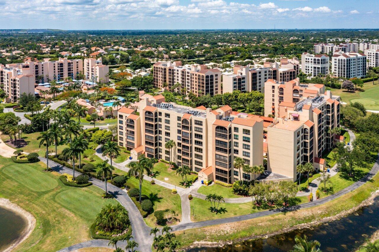 Foto de propiedad en 7201 PROMENADE Drive 101, Boca Raton, FL 33433 Boca Raton con MLS# 