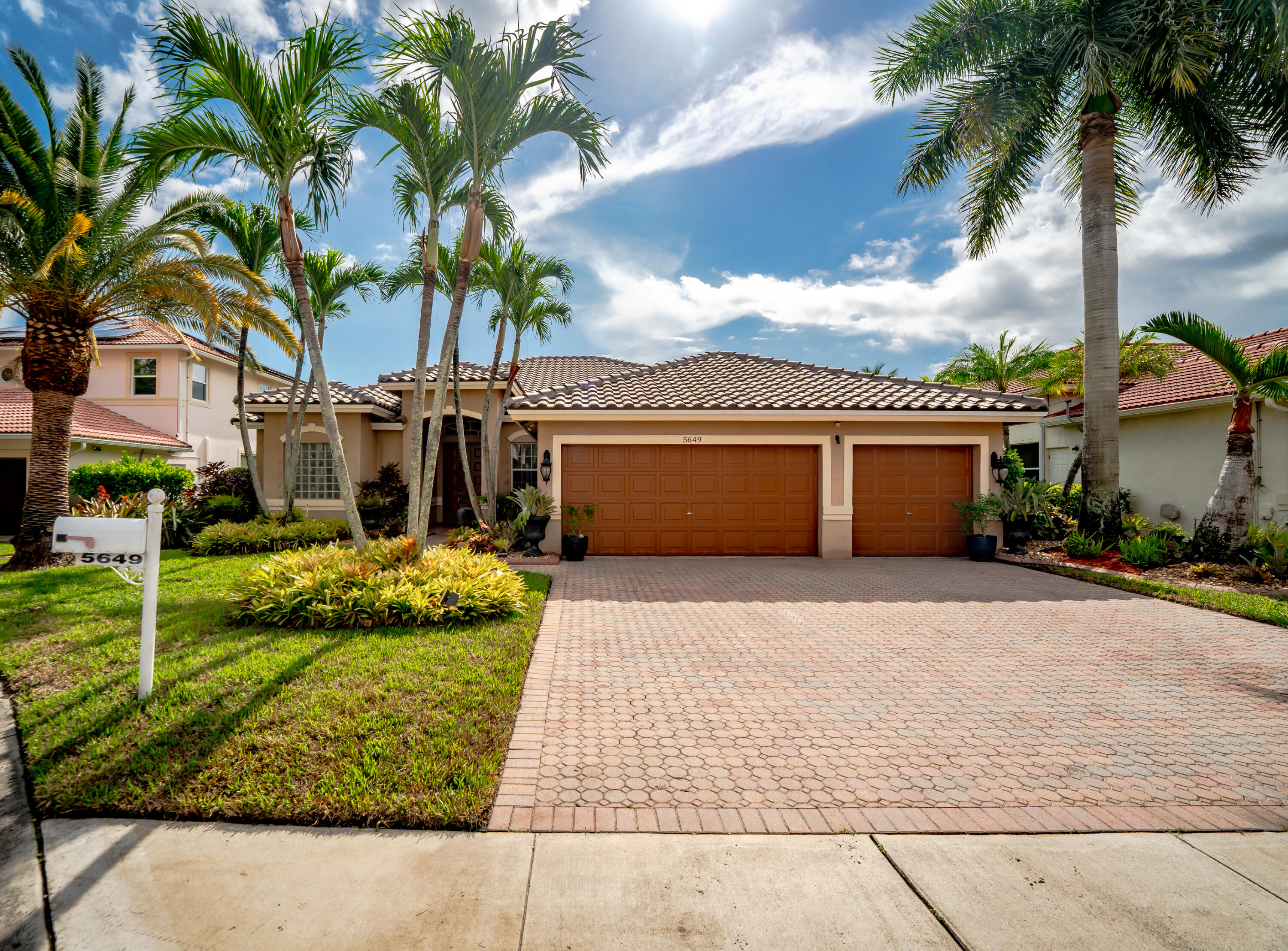 En Venta 5649 NW 106TH Way, Coral Springs, FL 33076, Coral Springs, FL 33076