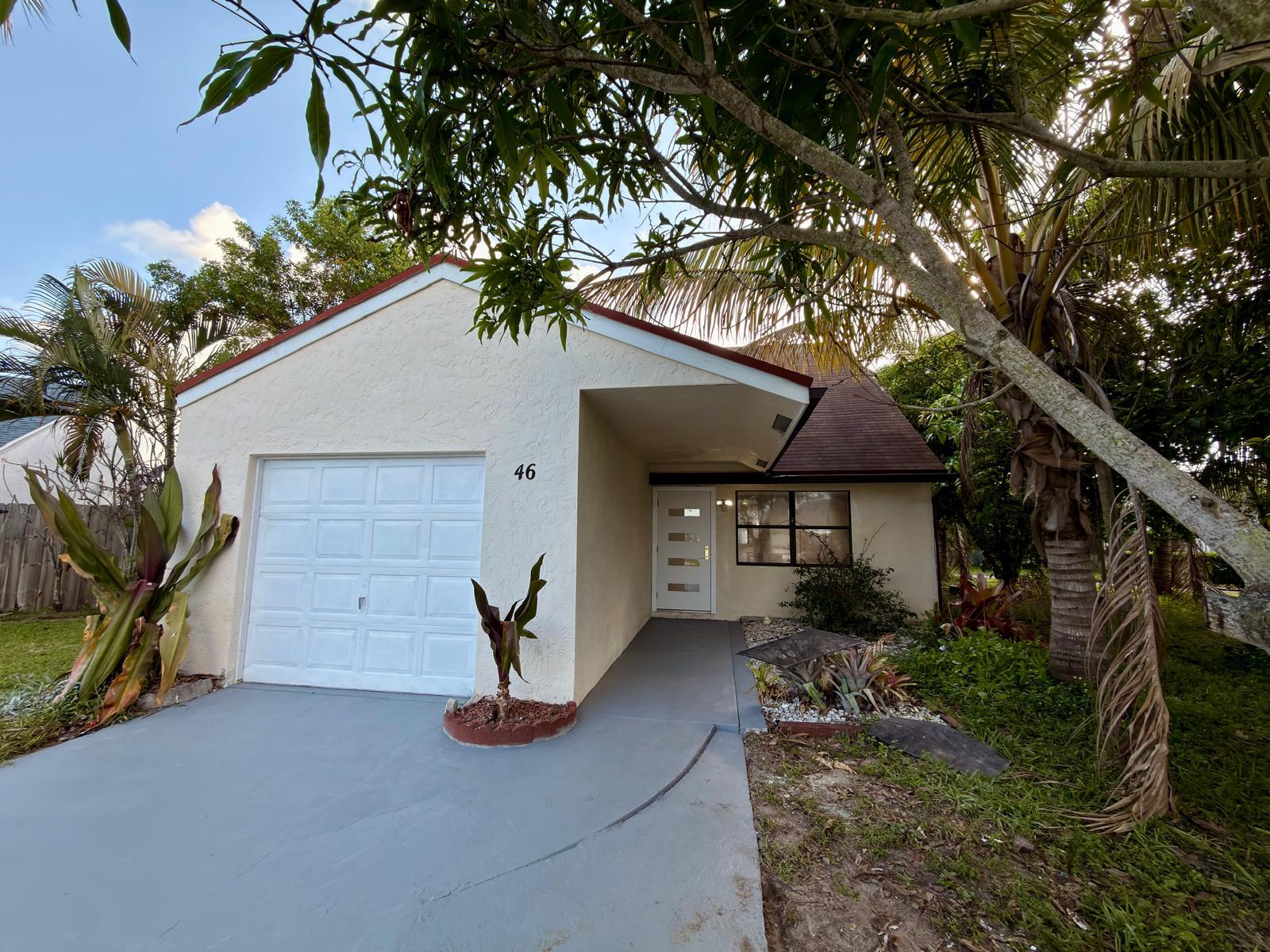 Foto de propiedad en 46 TARA LAKES Drive E, Boynton Beach, FL 33436 Boynton Beach con MLS# 