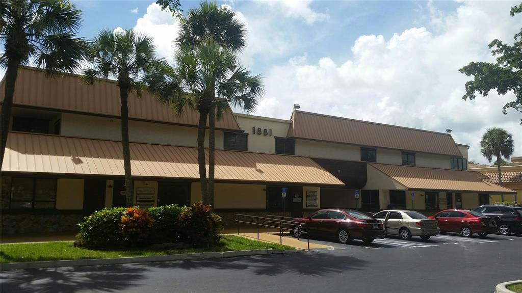 Foto de propiedad en 1881 N University Drive 204, Coral Springs, FL Coral Springs con MLS# 
