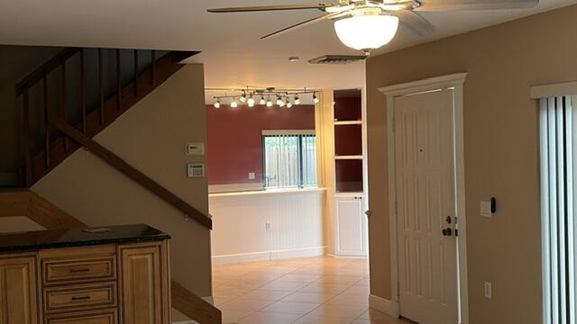 Foto de propiedad en 3900 SE County Line Road 24d, Tequesta, FL 33469 Tequesta con MLS# 