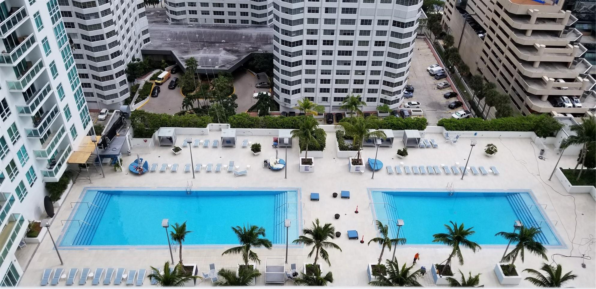 Foto de propiedad en 951 BRICKELL Avenue 2402, Miami, FL 33131 Miami con MLS# 